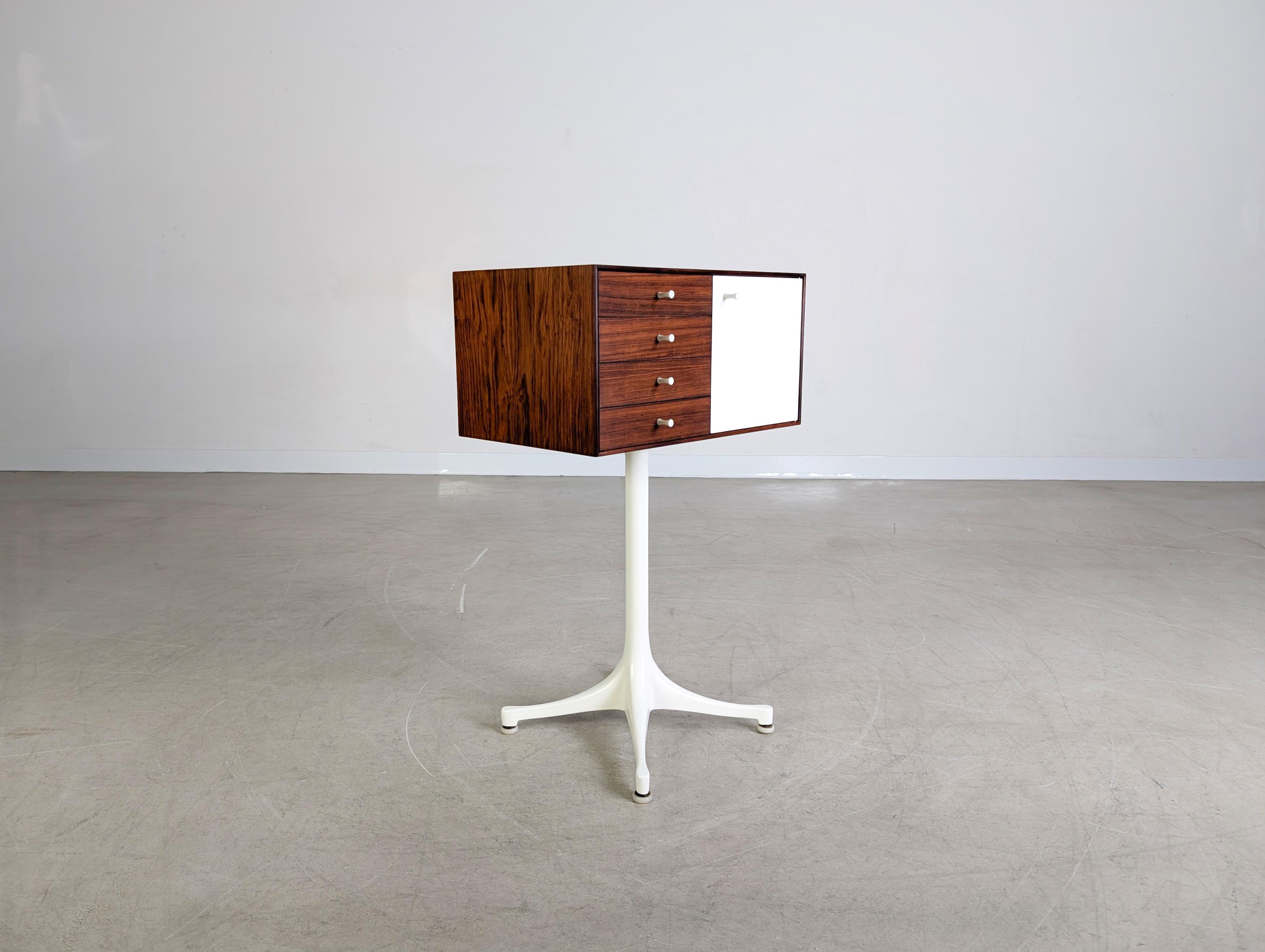 Original George Nelson Schmuckkästchen Modell 5211 Herman Miller im Zustand „Gut“ im Angebot in Berlin, DE