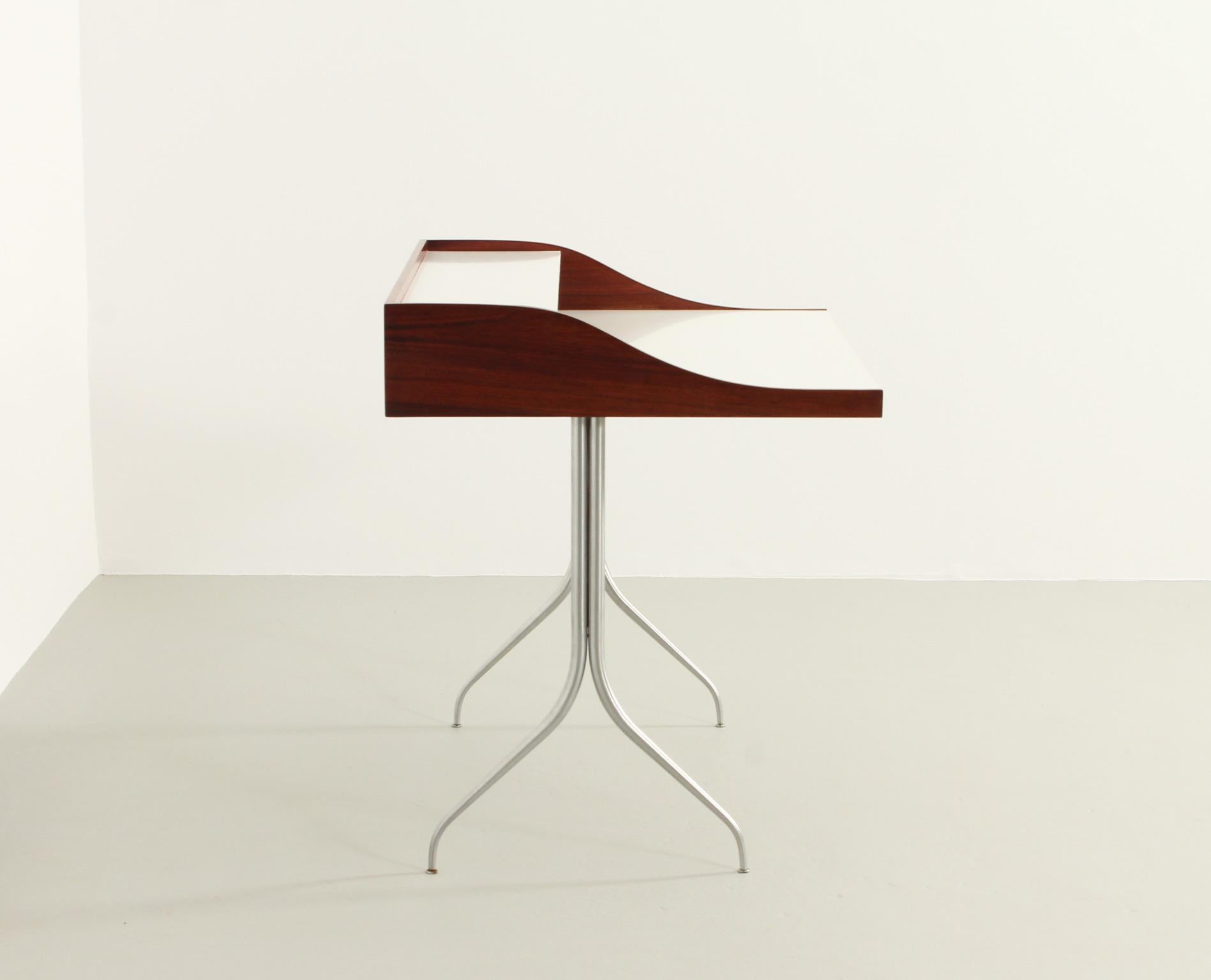 Original George Nelson Swag Leg Desk for Herman Miller, 1954 1