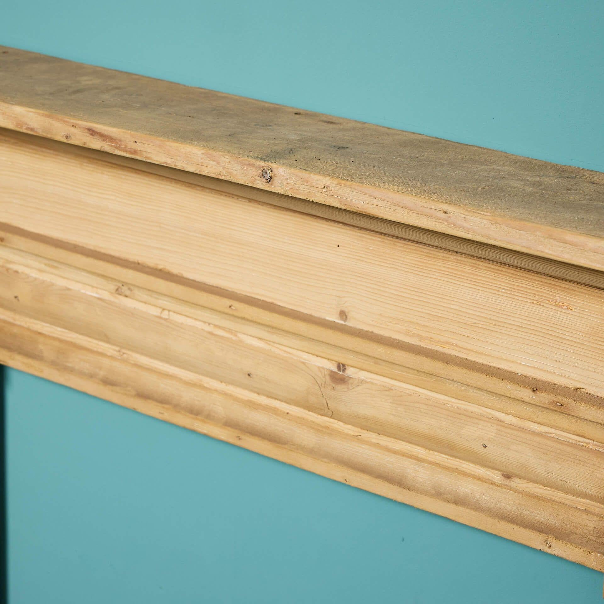 Original Georgian Stripped Pine Bullseye Fire Mantel In Fair Condition For Sale In Wormelow, Herefordshire