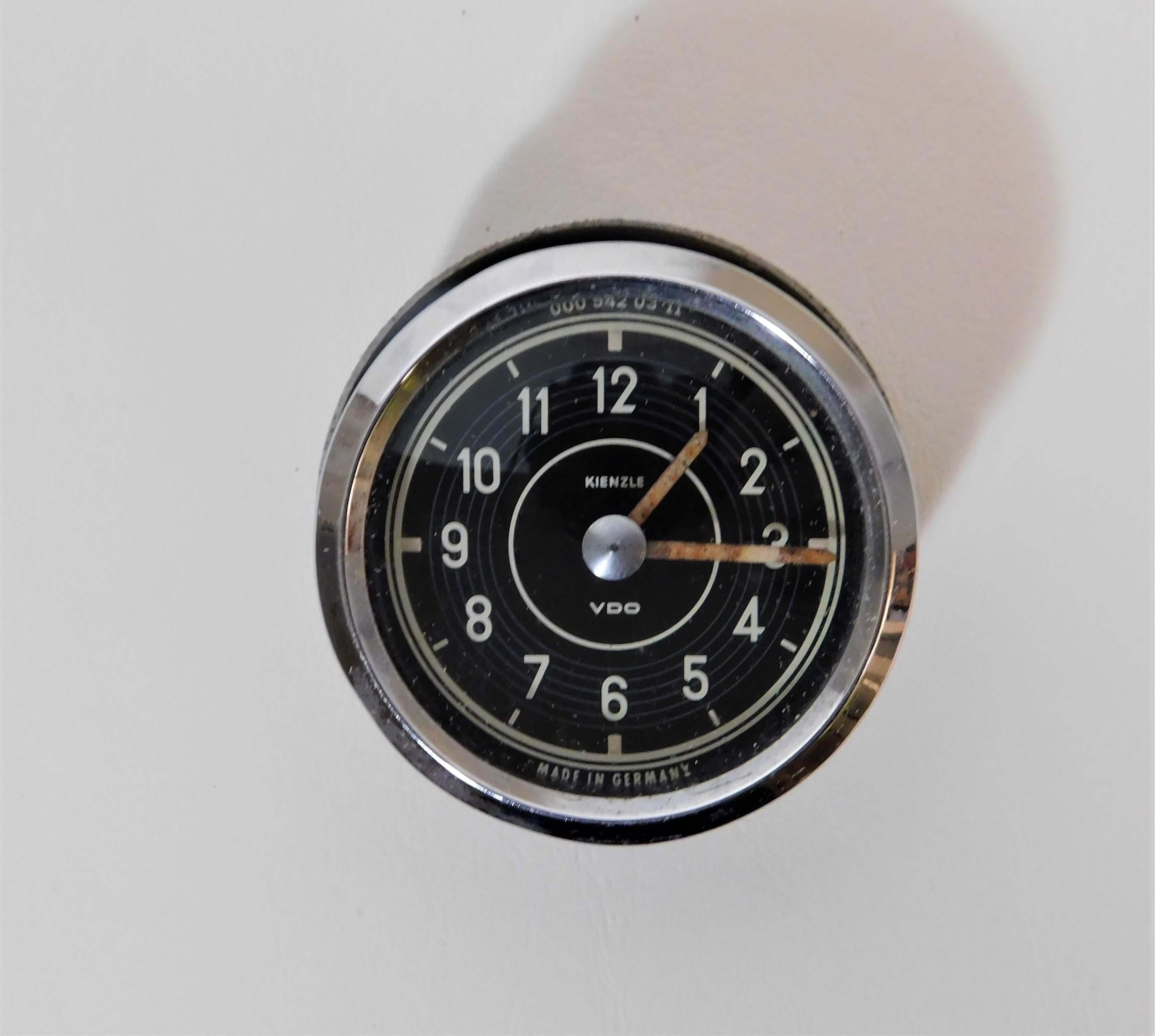 Original Deutschland Kienzle VDO Mercedes-Benz 190SL Uhr im Zustand „Gut“ in Hamilton, Ontario