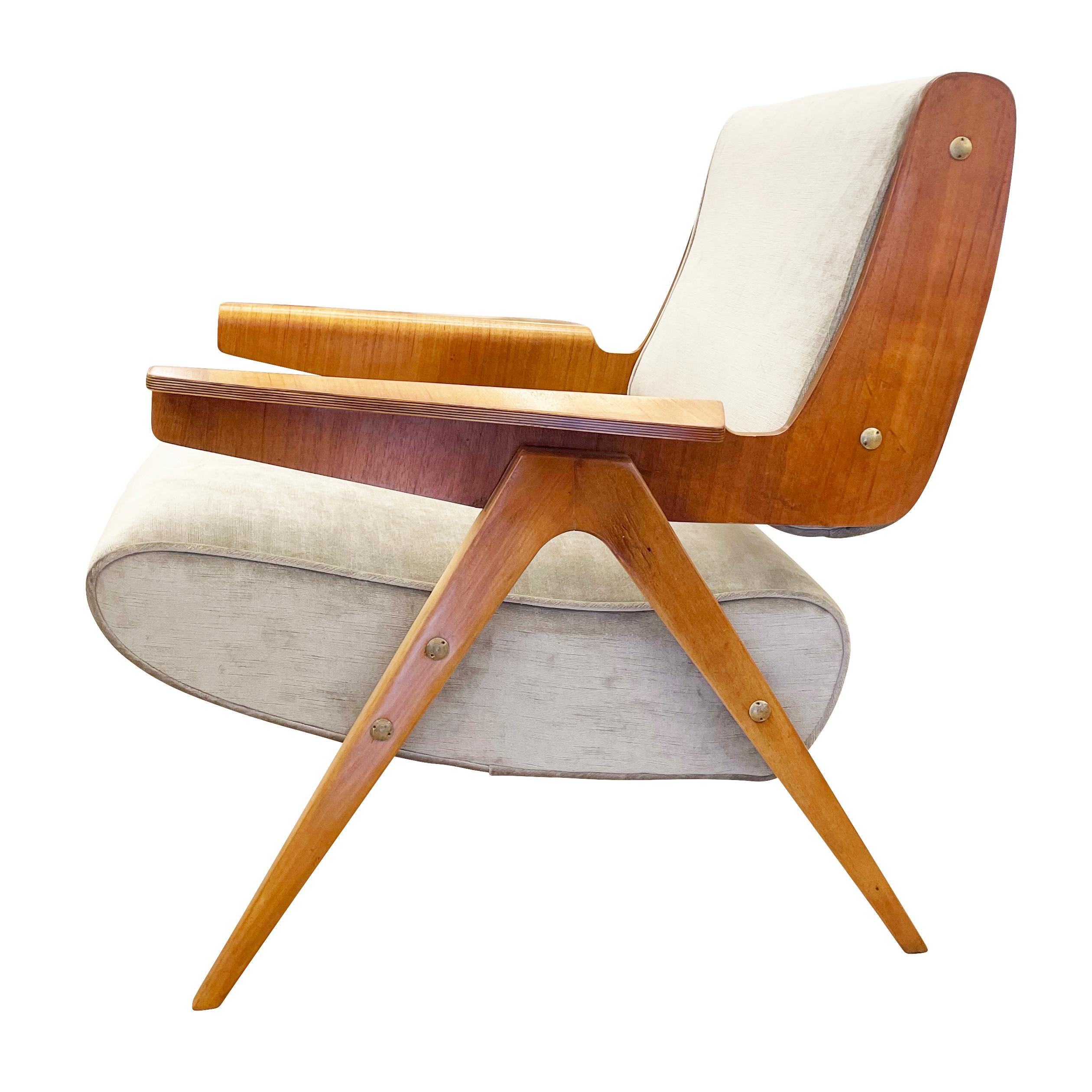Mid-Century Modern Original Gianfranco Frattini Lounge Chair Model 831 for Cassina
