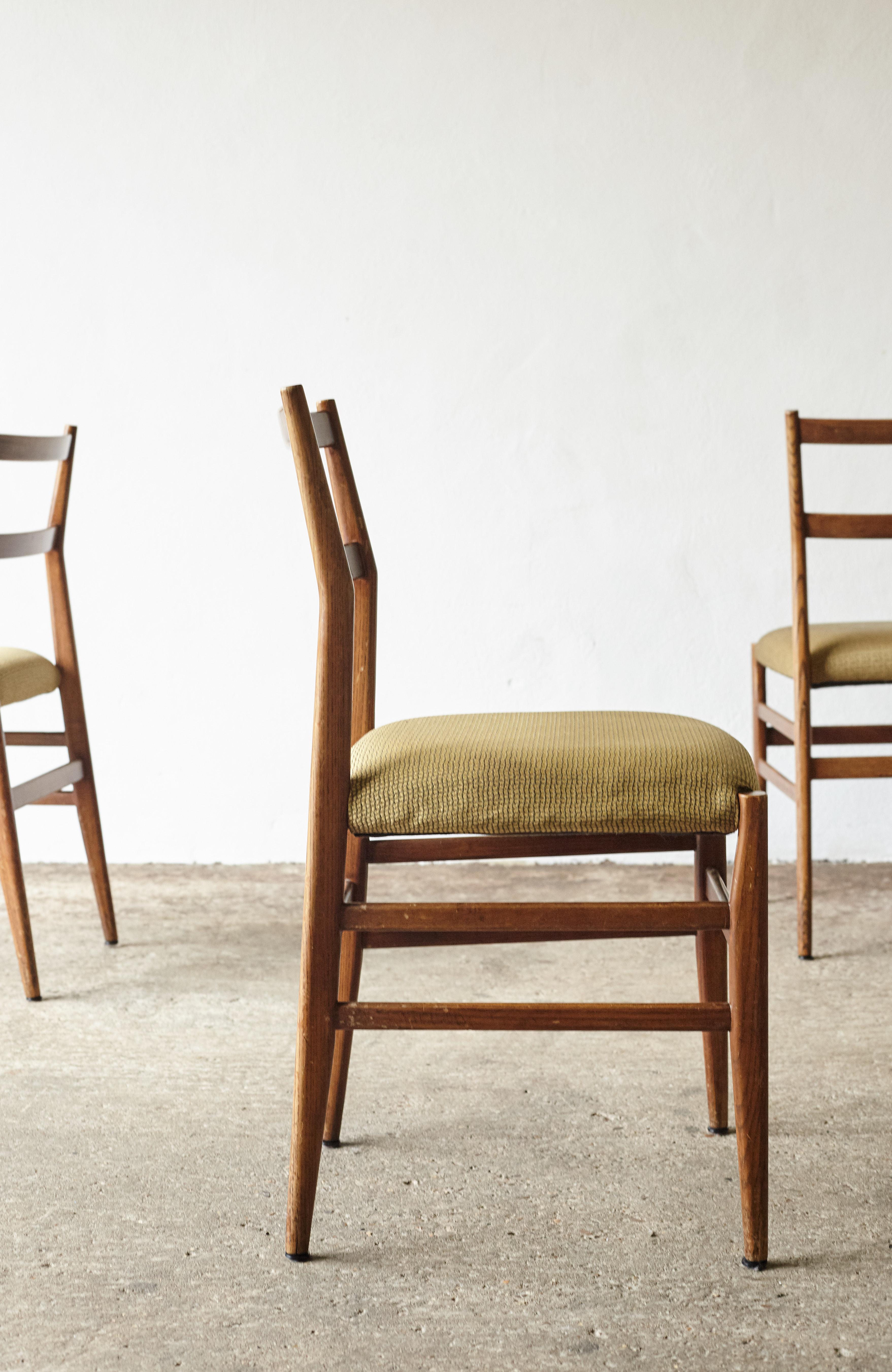 Original Gio Ponti Leggera Model 646 Dining Chairs for Cassina, Italy, 1950s In Good Condition In London, GB