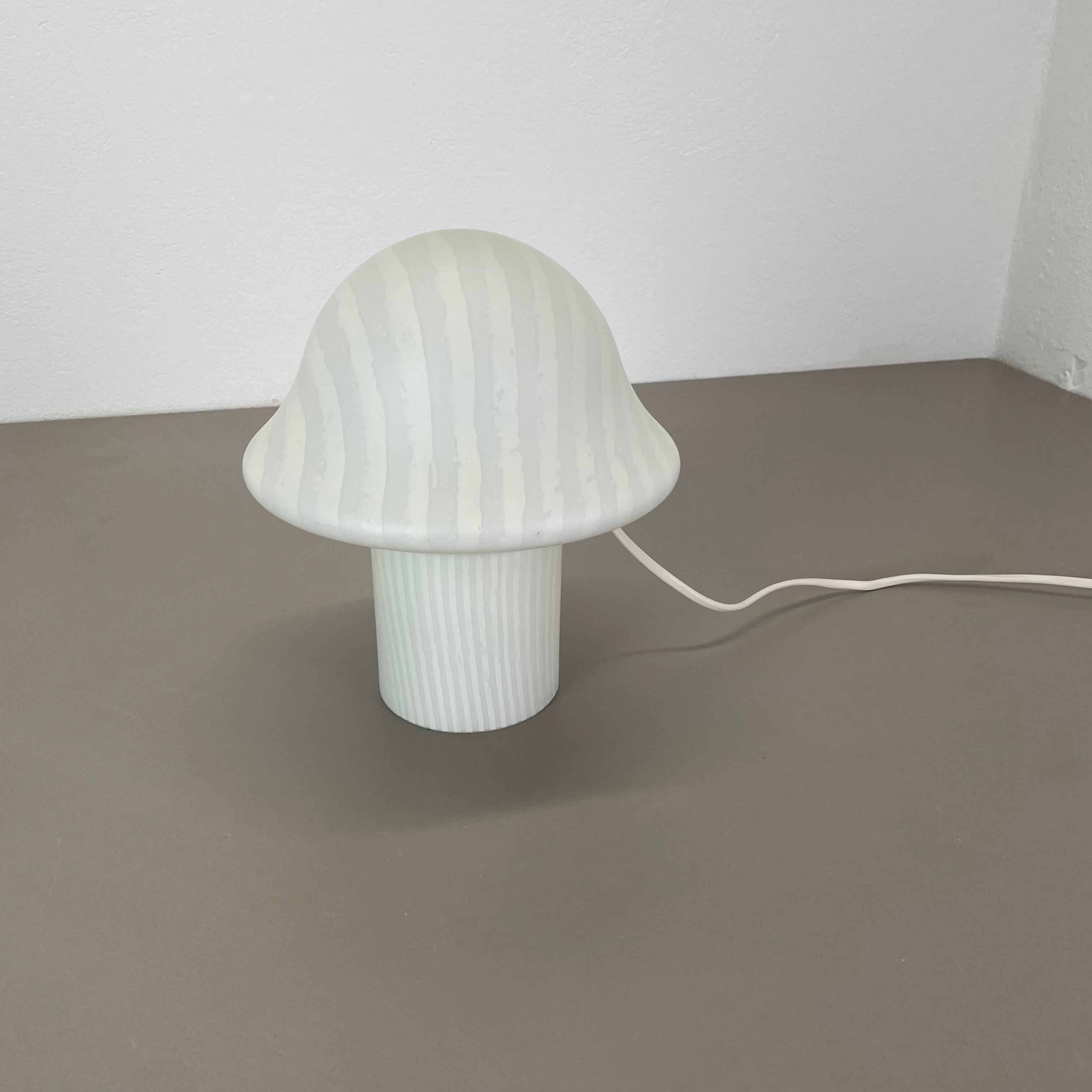 Mid-Century Modern Lampe de bureau zébrée champignon originale de Peill & Putzler, Allemagne, 1970 en vente