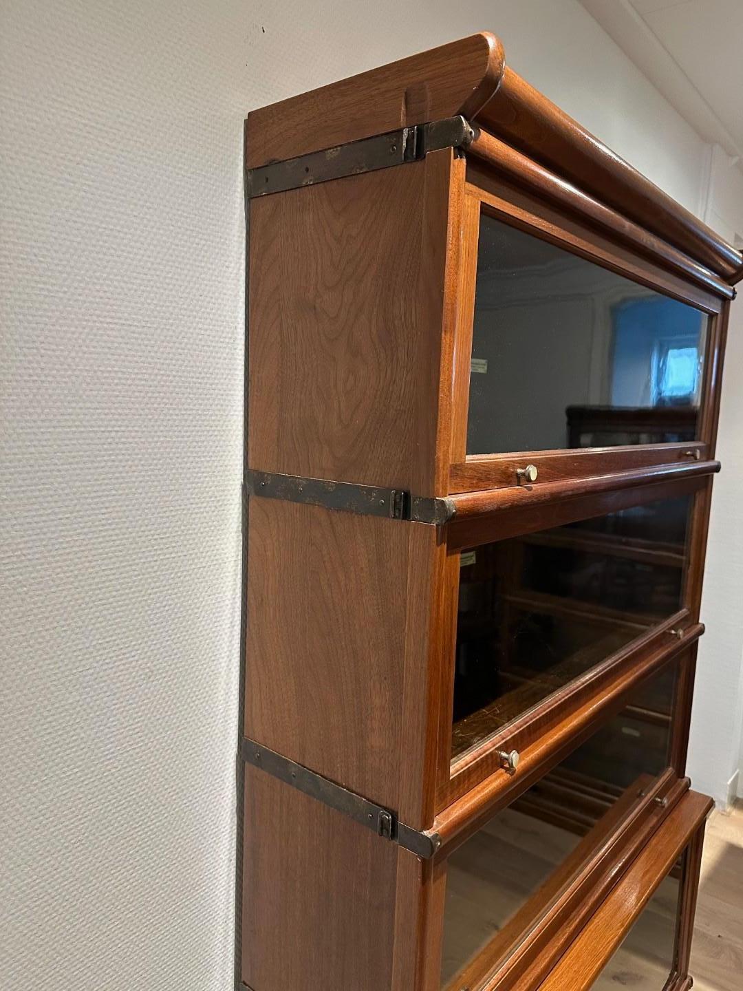 Librería original Globe Wernicke Británico en venta