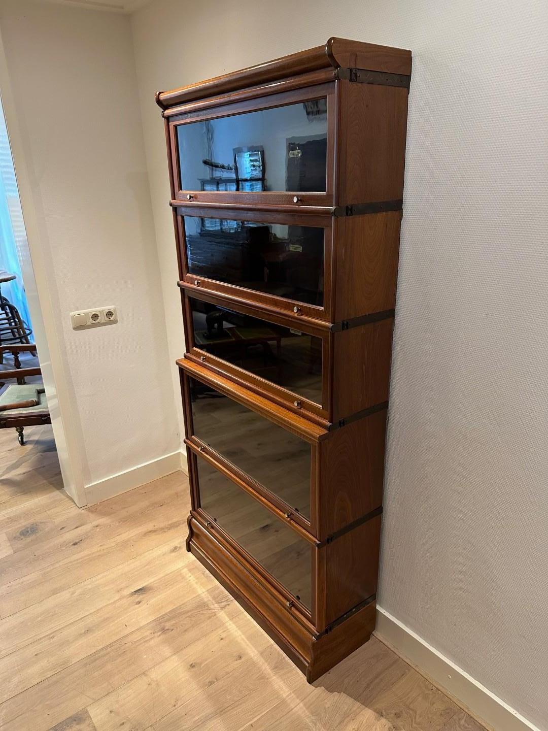 Librería original Globe Wernicke en Bueno estado para la venta en BEEKBERGEN, NL