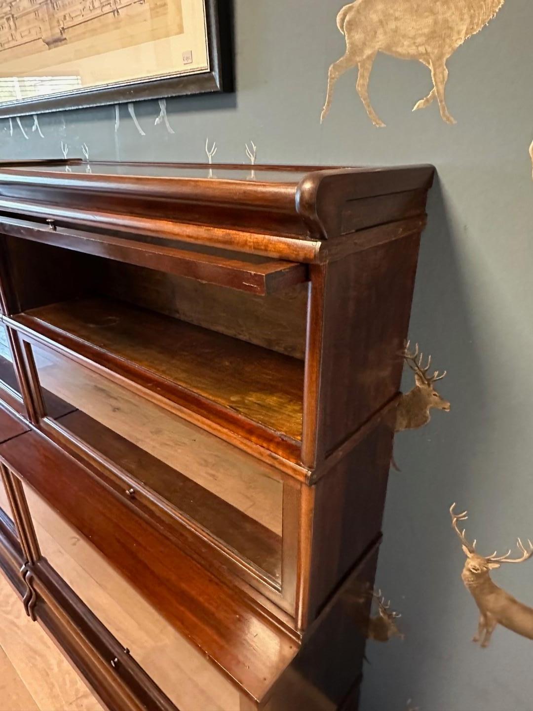 Librería original Globe Wernicke Caoba en venta
