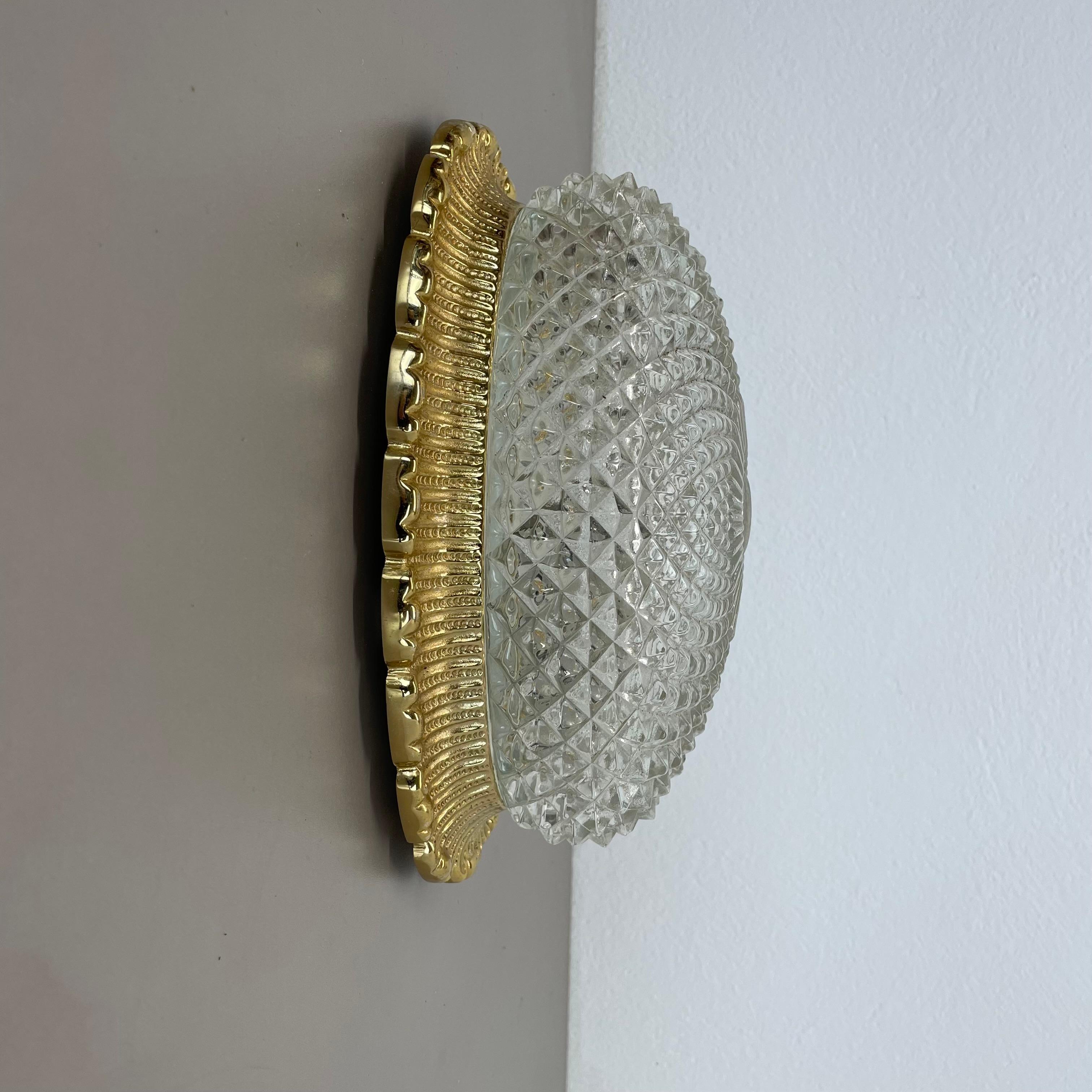 XX secolo Originale applique in vetro dorato di Glashütte Limburg, anni '70 in vendita