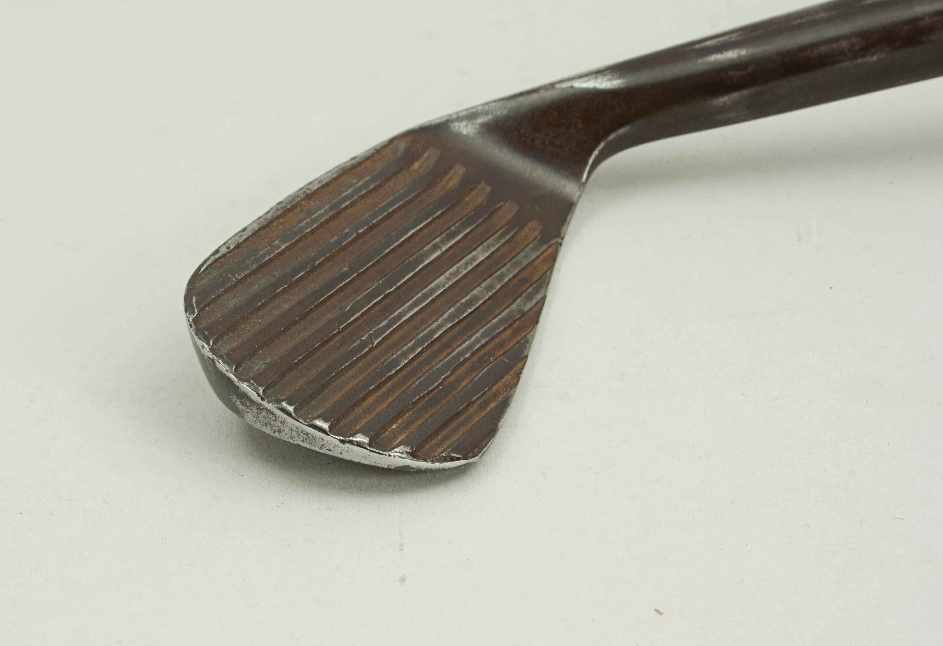 Original Golf Club Left Handed Ribbed Face Backspin Club In Good Condition For Sale In Oxfordshire, GB
