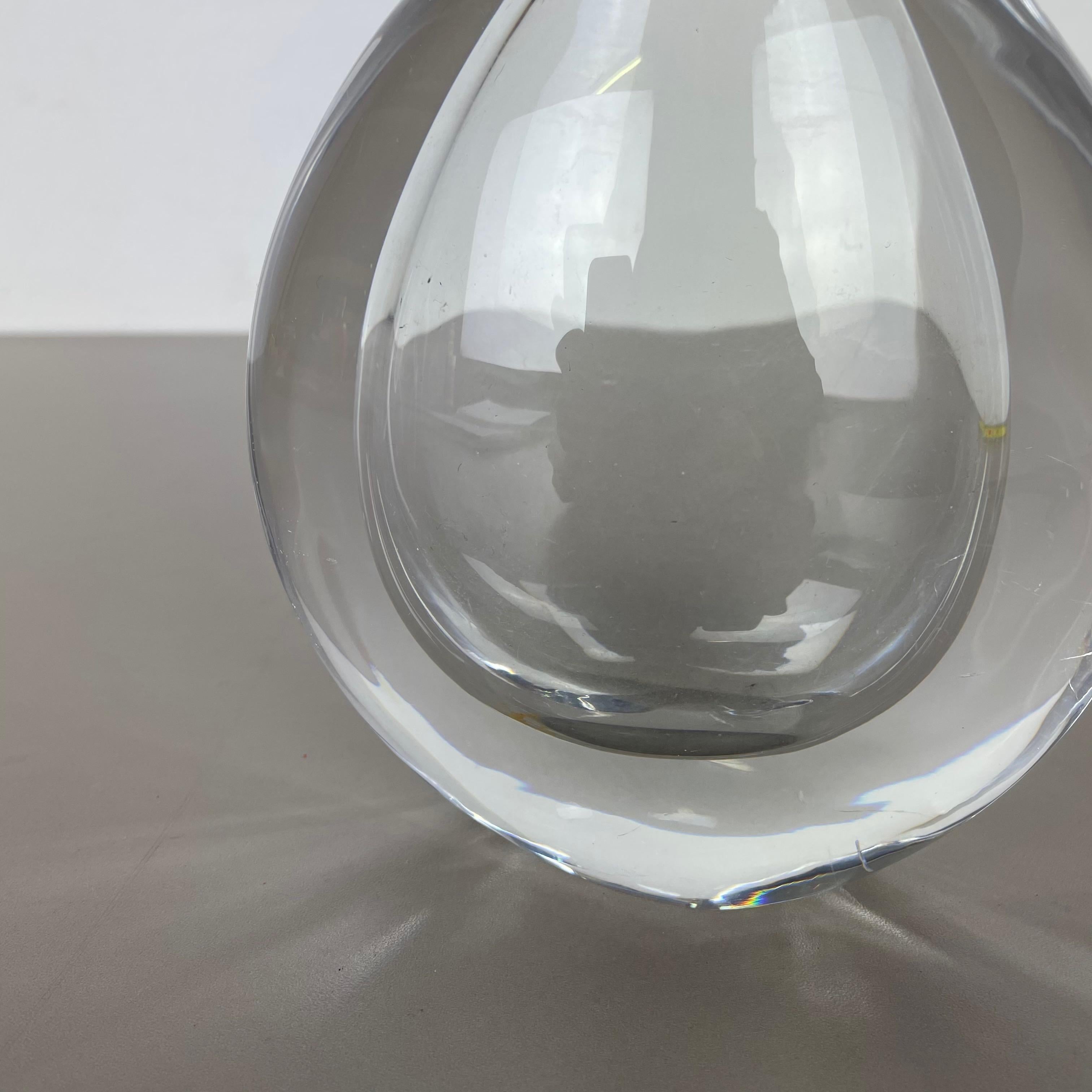 Original Göran Wärff Drop 2, 1kg Glass Object Vase for Kosta Boda AB Sweden, 1960 1