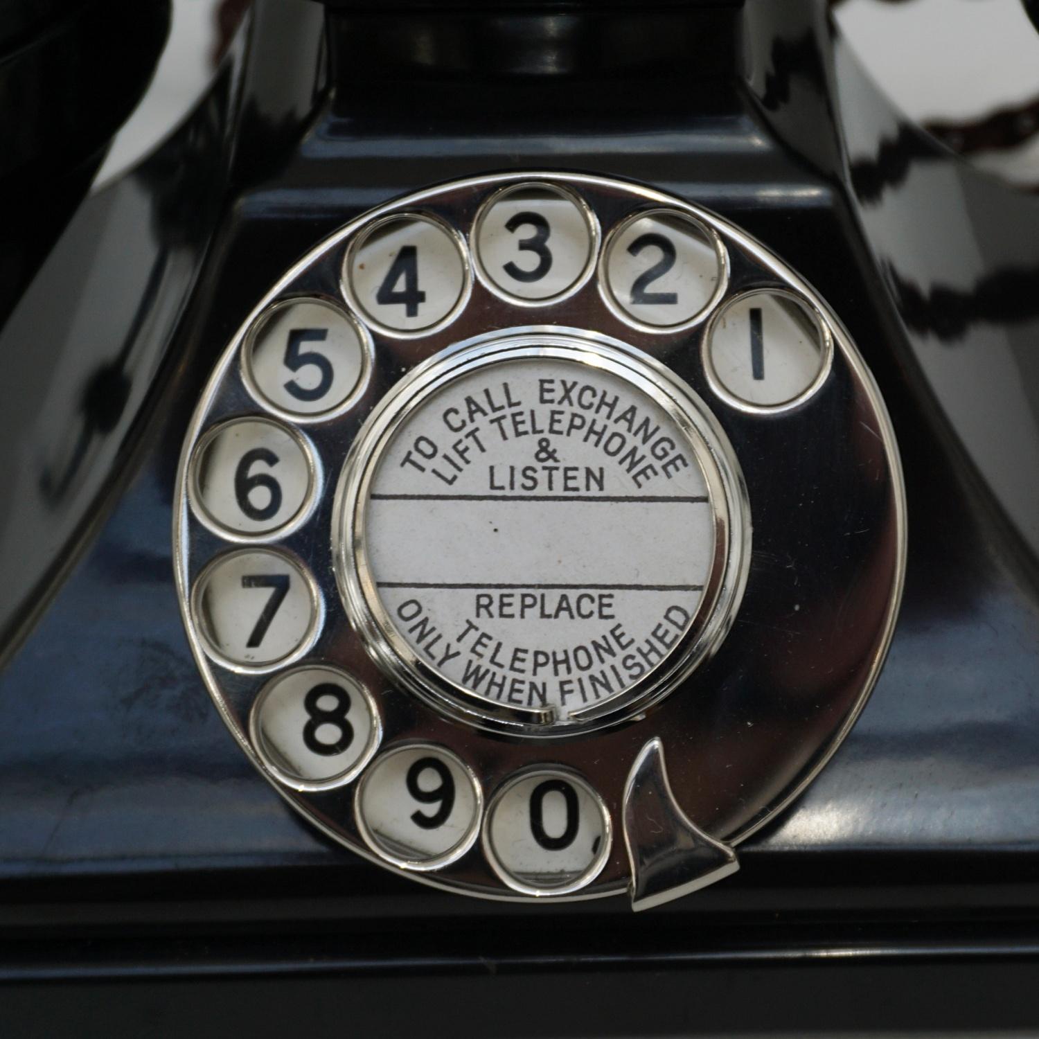Art Deco Original GPO Model 162F 1934 Black Bakelite Telephone