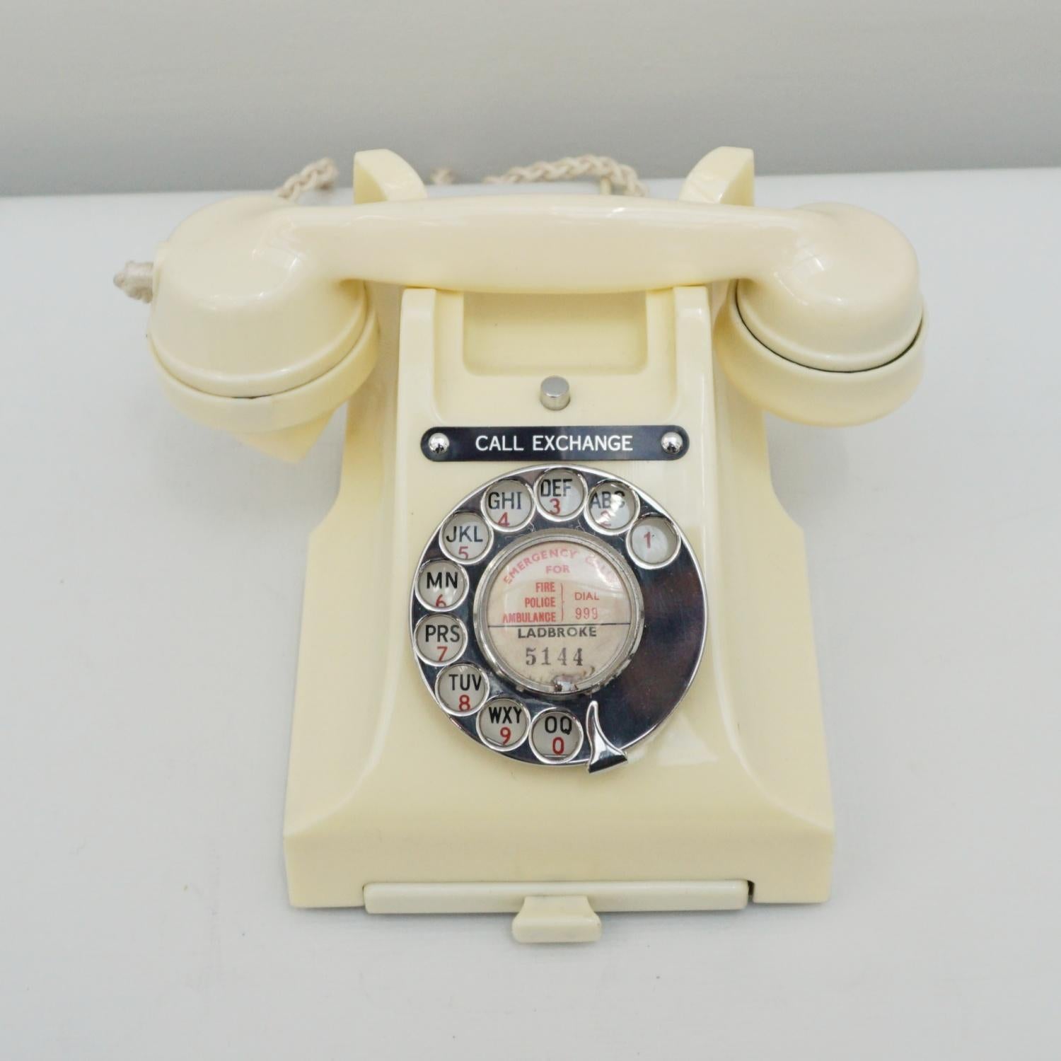 English Original GPO Model 332L White Bakelite Telephone