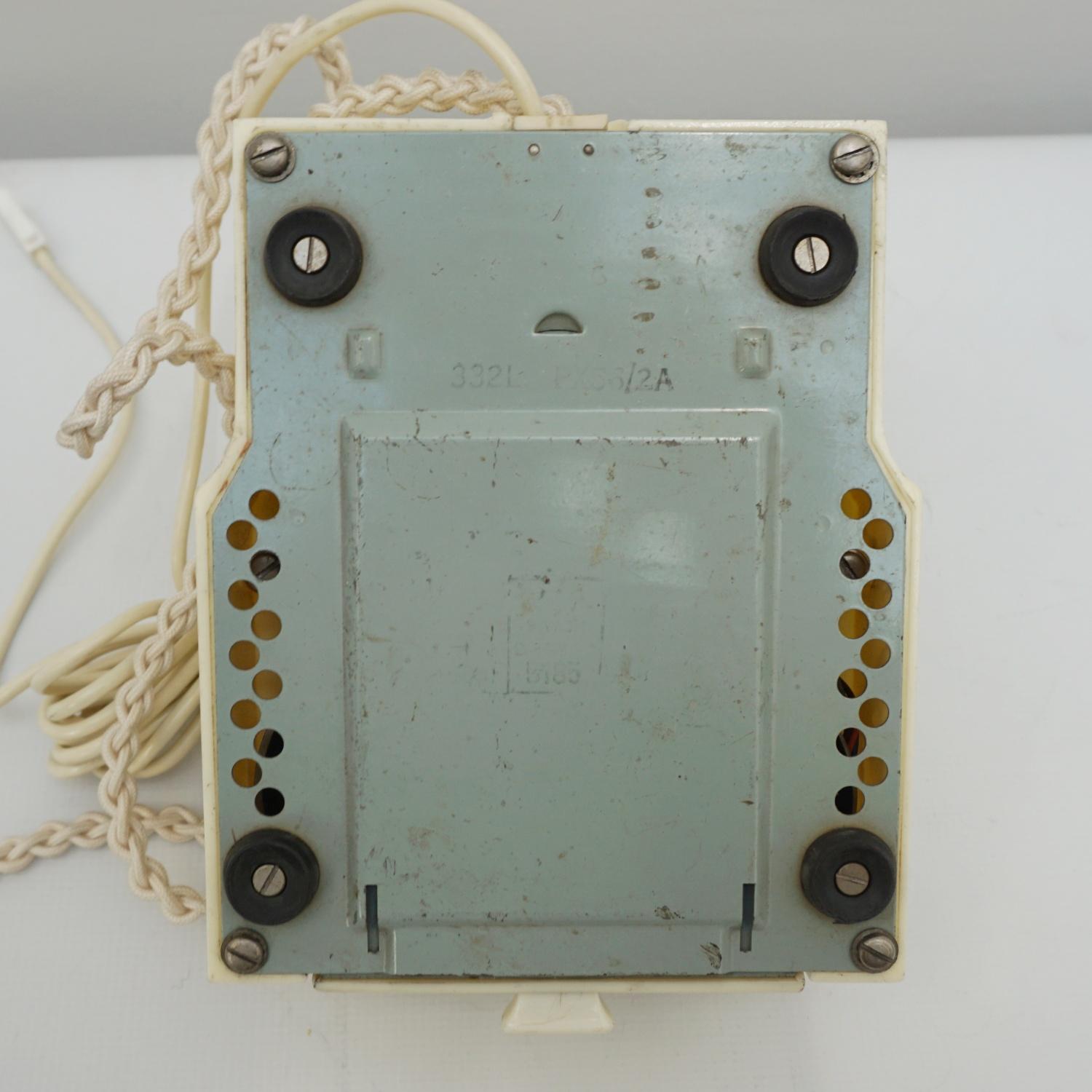 Original GPO Model 332L White Bakelite Telephone 1