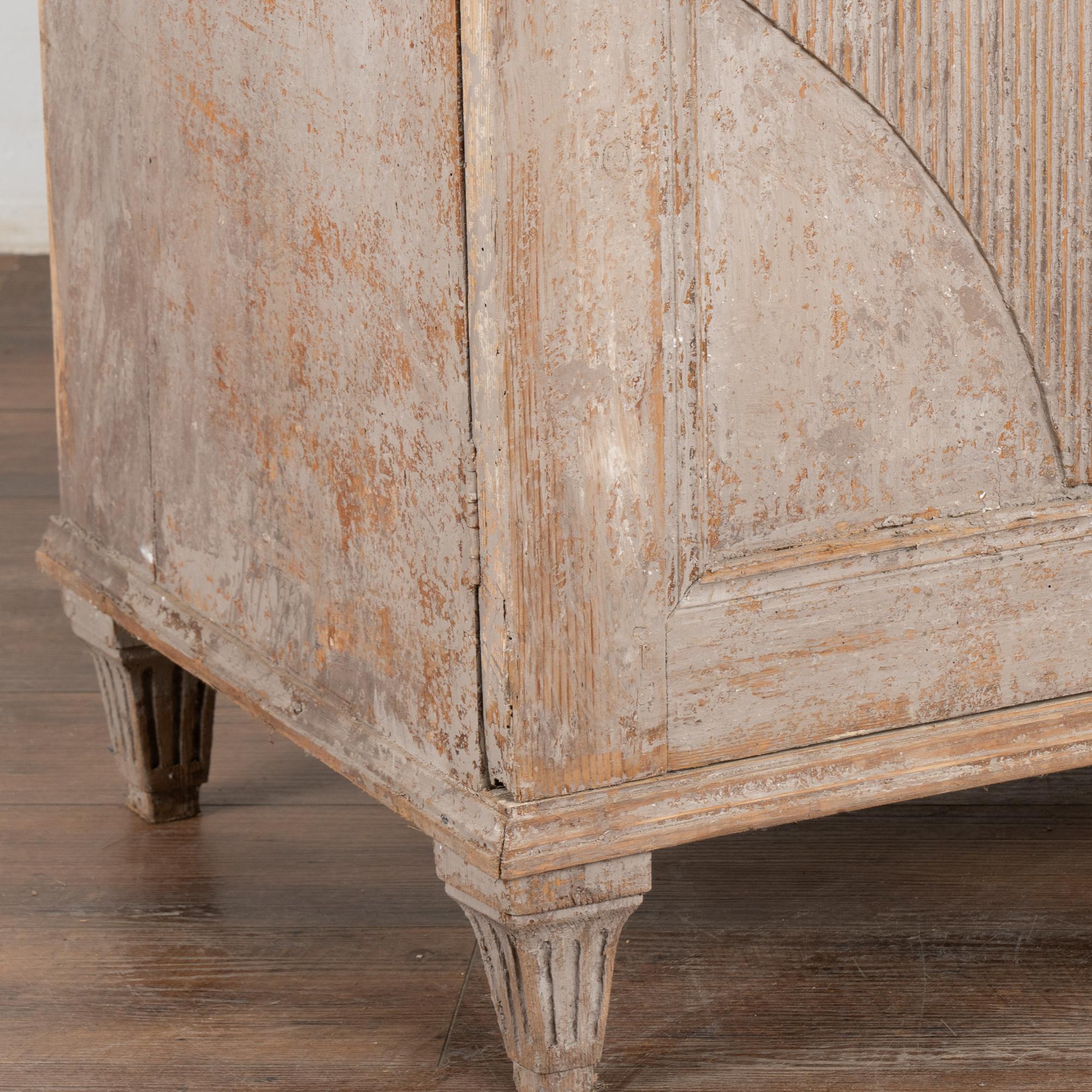 Original Gray Painted Gustavian Sideboard Buffet, Sweden circa 1840-60 6