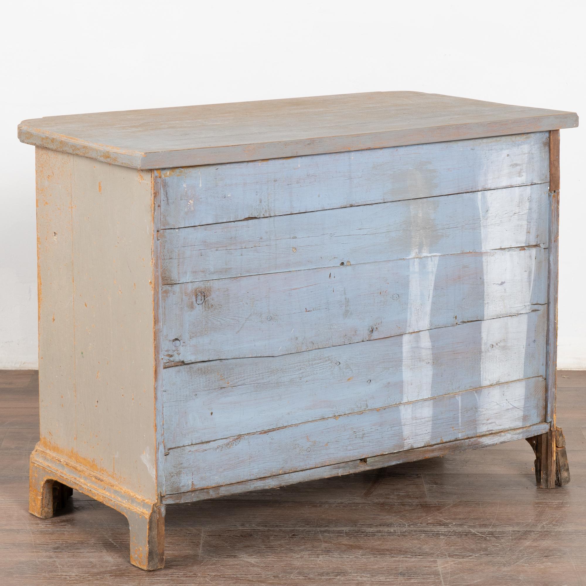 Original Gray Painted Pine Sideboard, Sweden circa 1840-60 5