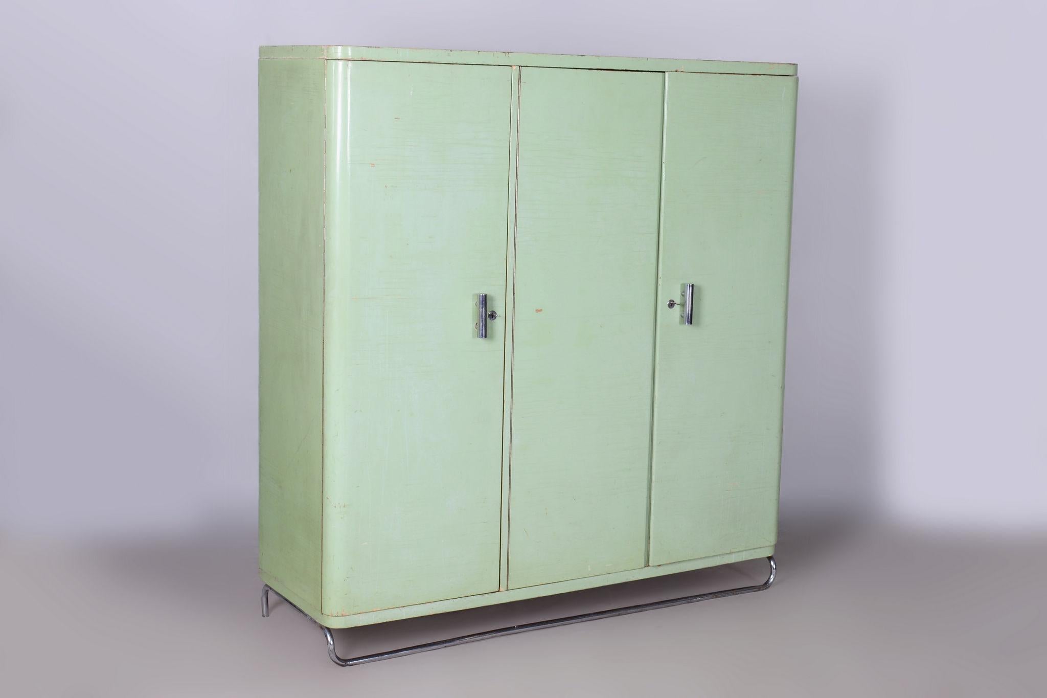 Original Green Bauhaus Wardrobe, by Hynek Gottwald, Veneer, Chrome, Czech, 1930s For Sale 5