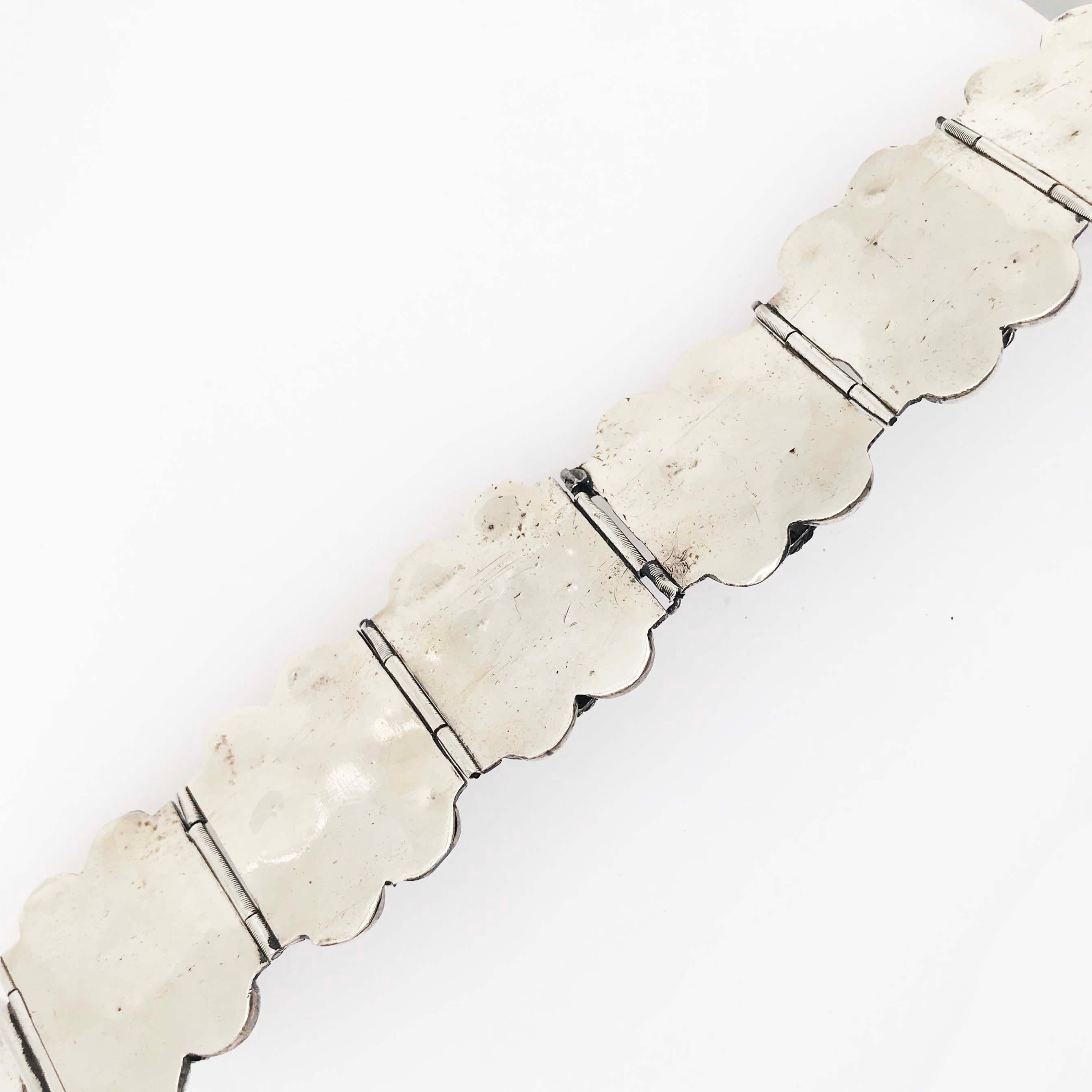 Maßgefertigtes Sterlingsilber-Armband mit grüner Chalcedonmaske, Mexiko-Maske 5