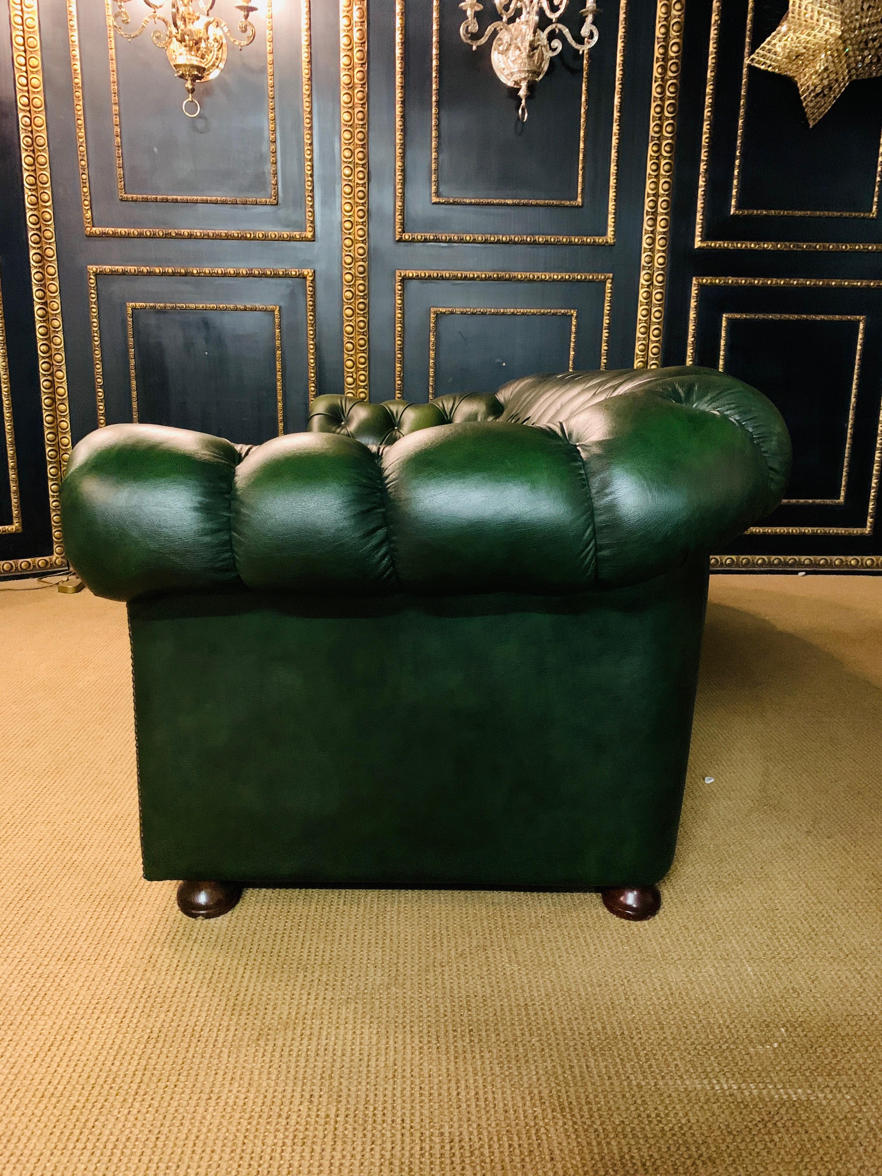 Original Green Chesterfield Sofa from the 80's 3