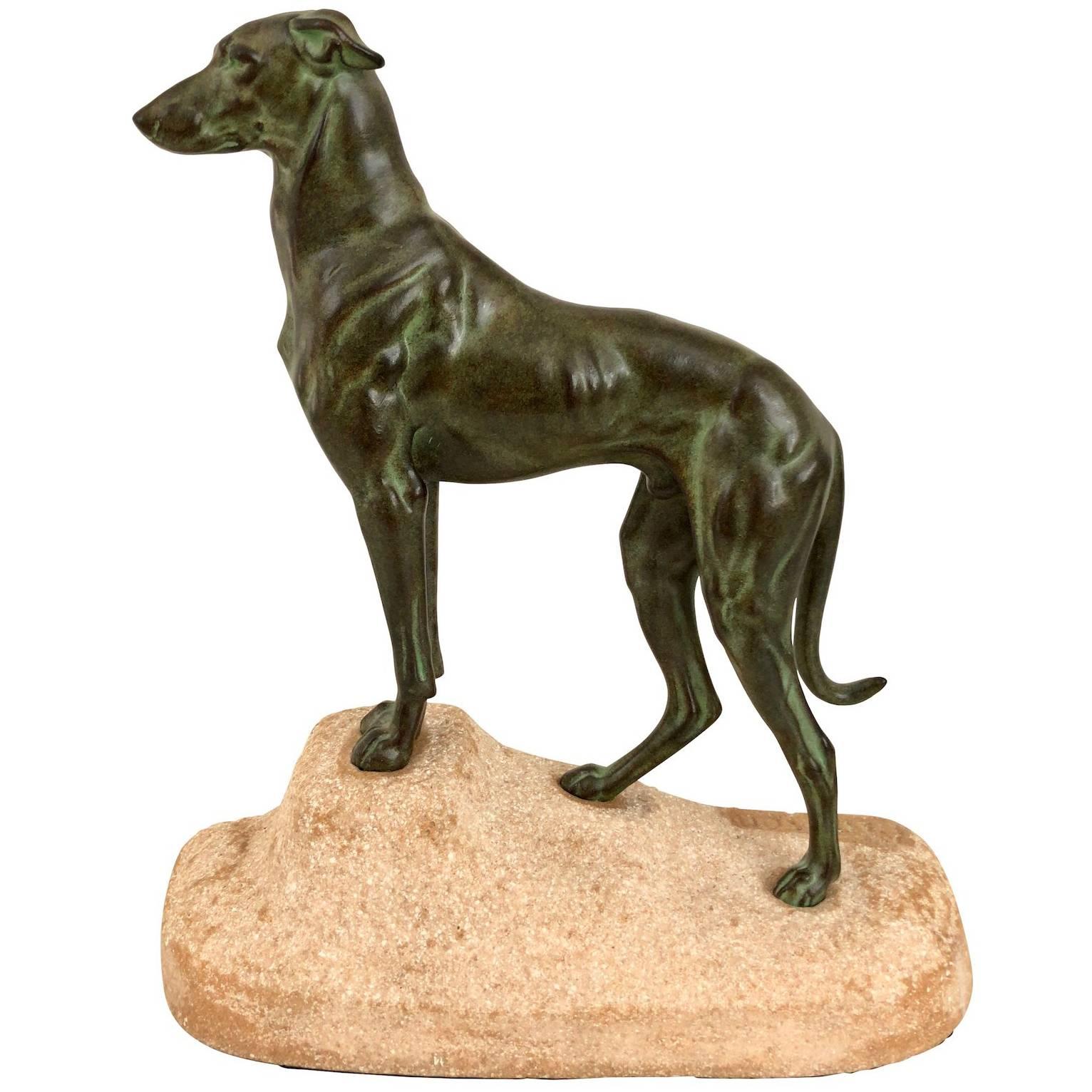 Original Greyhound-Skulptur „Sloughi“ von Masson, Original Max Le Verrier