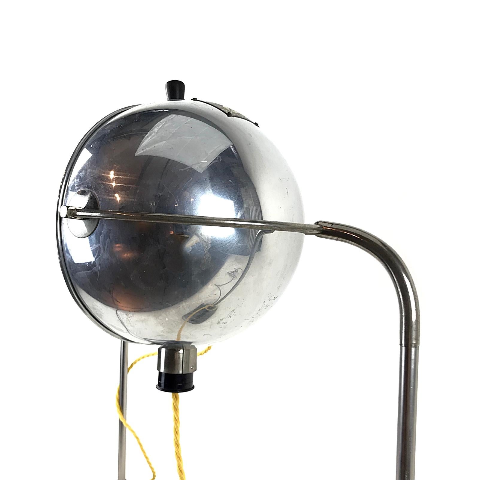 Mid-20th Century Original Hanau Bauhaus Globe Table Lamp, Alloy & Bakelit, 1930s, Germany