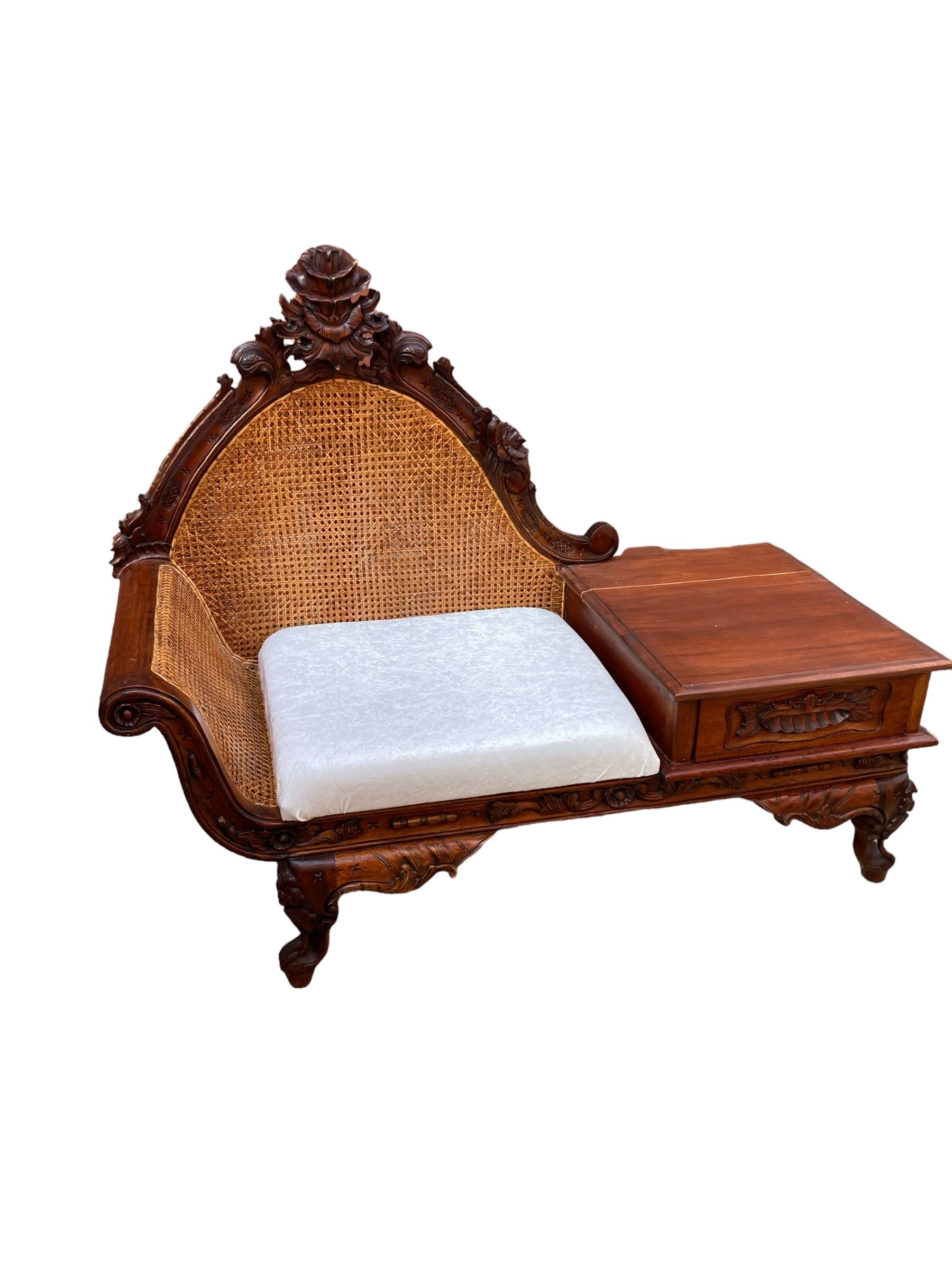 British Original Hand Carved Mahogany Victorian Telephone or Gossip Bench, Bergere  For Sale