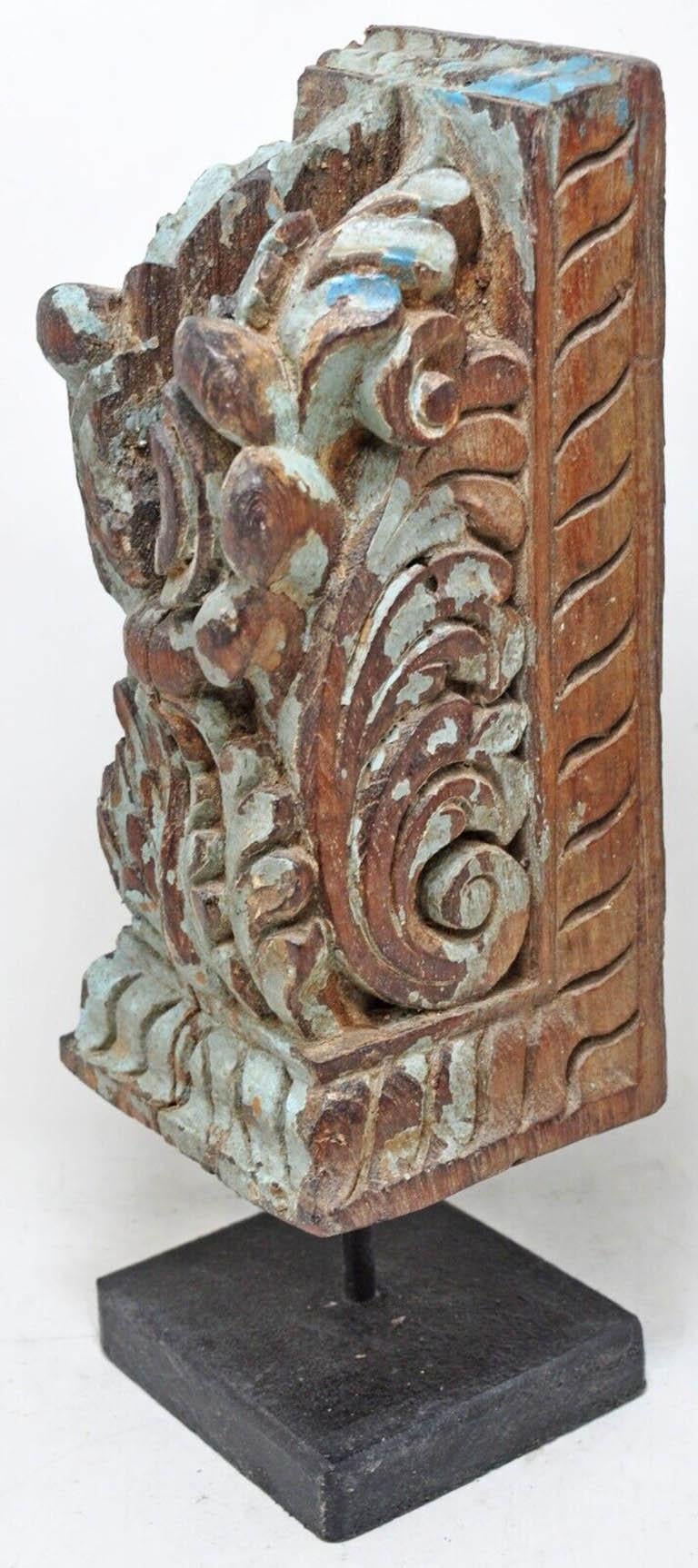 Anglo-Indian Original Hand-Carved South Asian Antique Architectural Bracket Fragment  For Sale