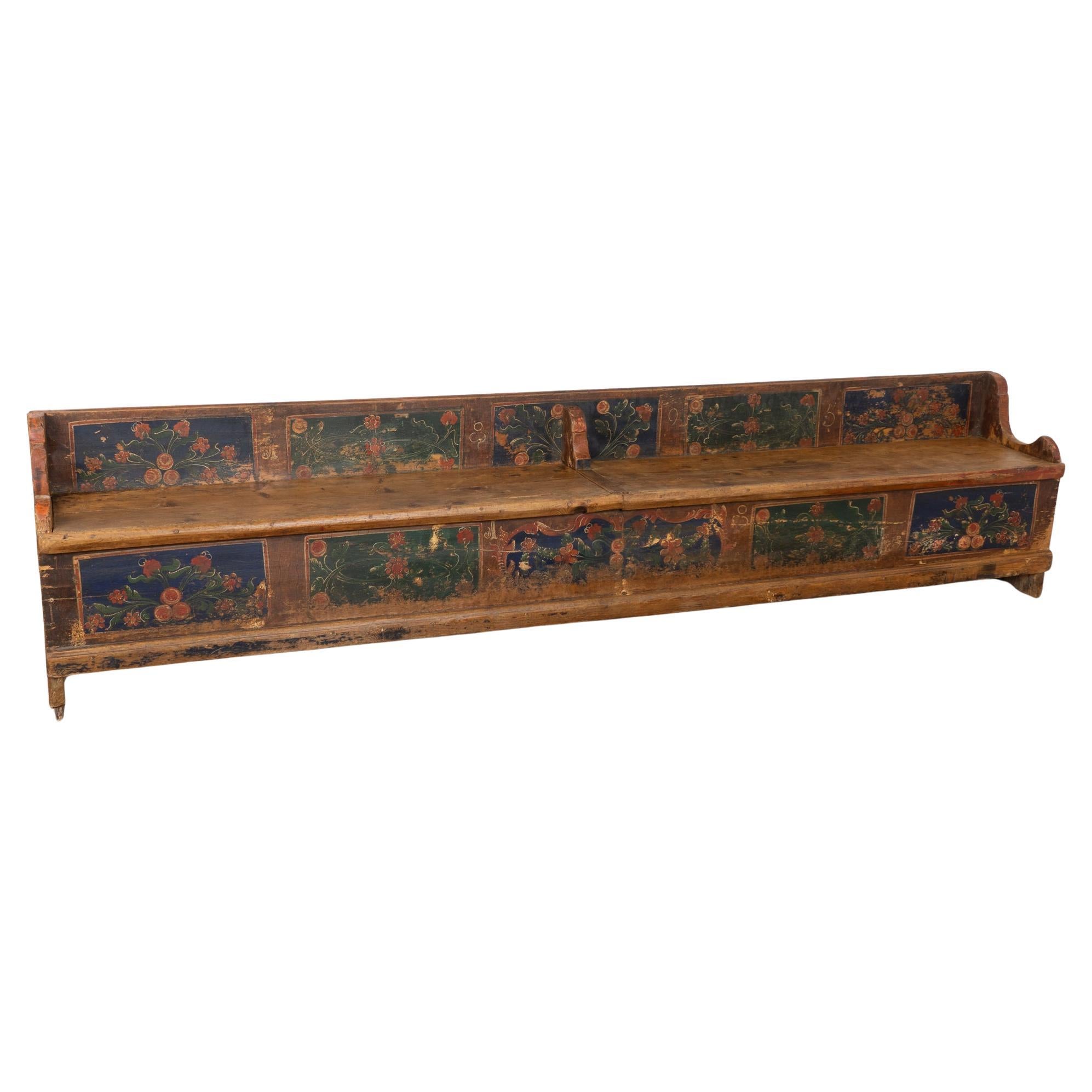 Original handbemalte blaue lange Bank mit Ablage von 1880 im Angebot