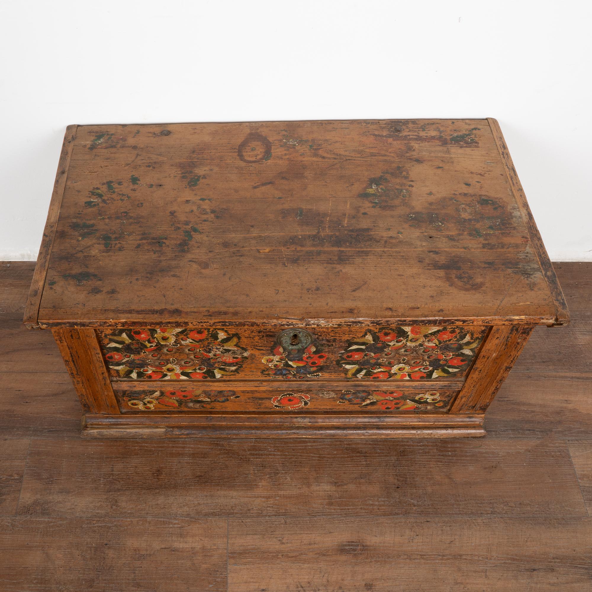 19th Century Original Hand Painted Flat Top Pine Trunk With Flowers, Hungary circa 1880 For Sale