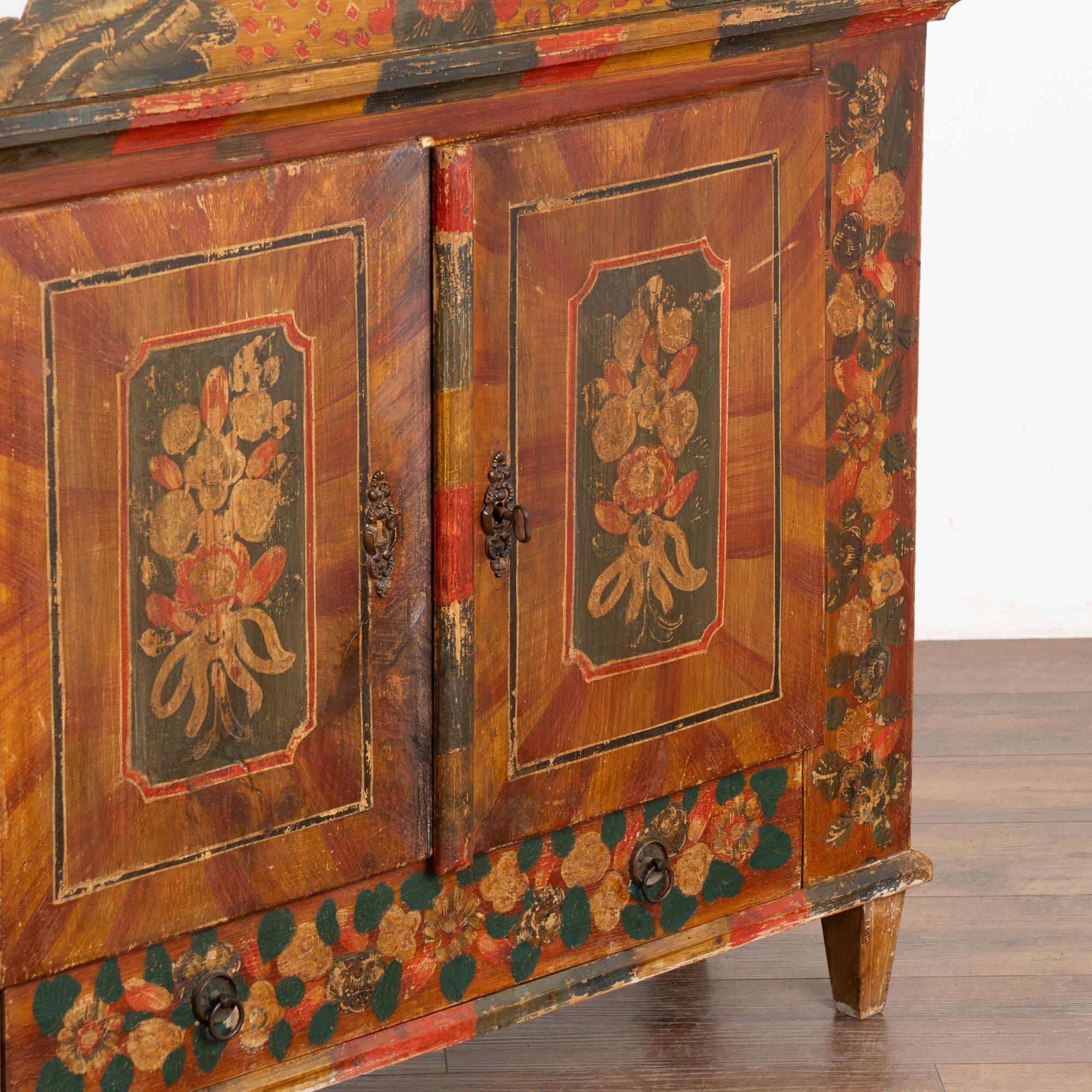 Original Hand Painted Small Cabinet, Austria circa 1800-20 In Good Condition For Sale In Round Top, TX