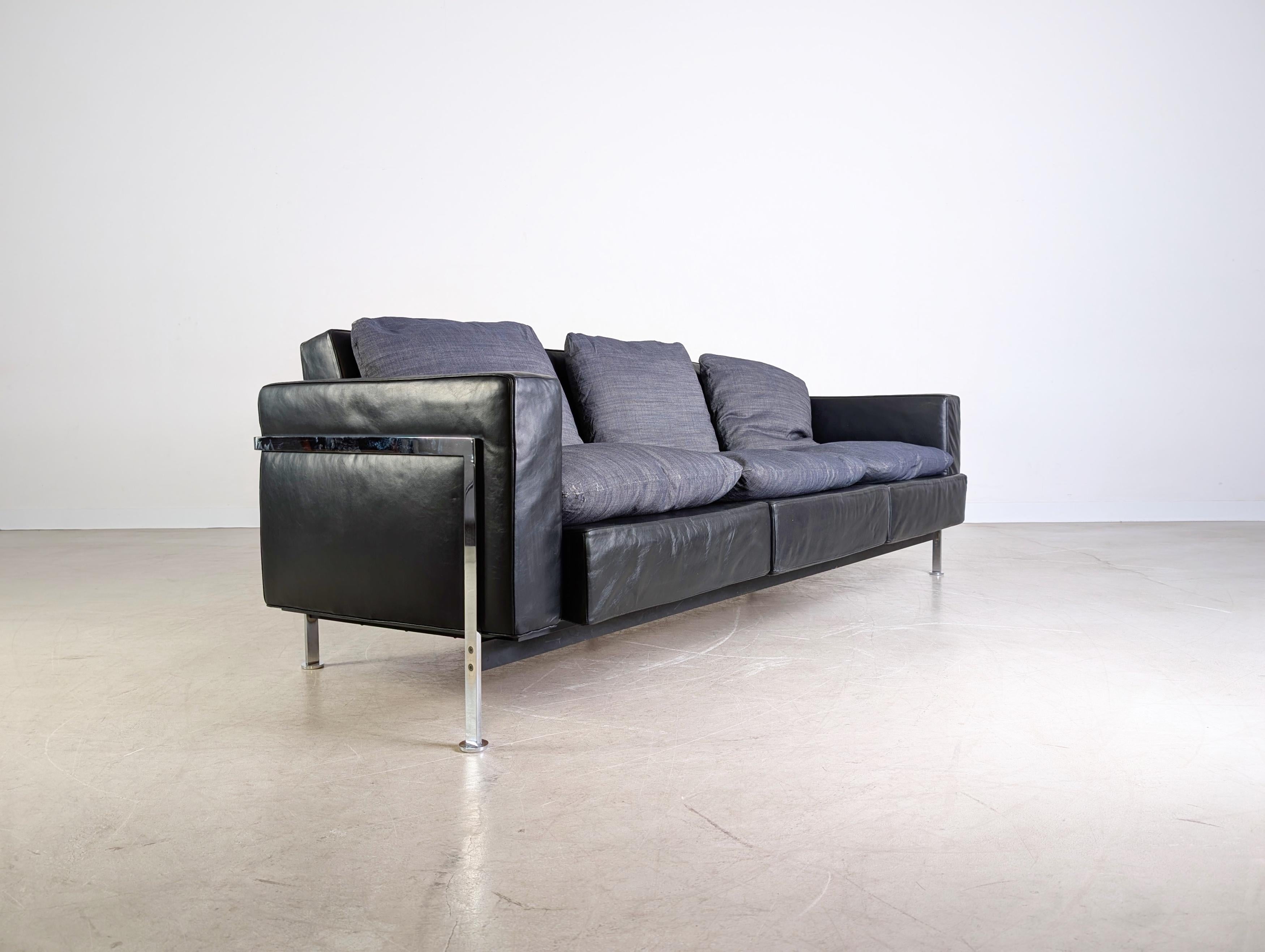 Original Hans Kaufeld Sofa RH 302 Robert Haussmann Bauhaus Couch im Zustand „Gut“ im Angebot in Berlin, DE