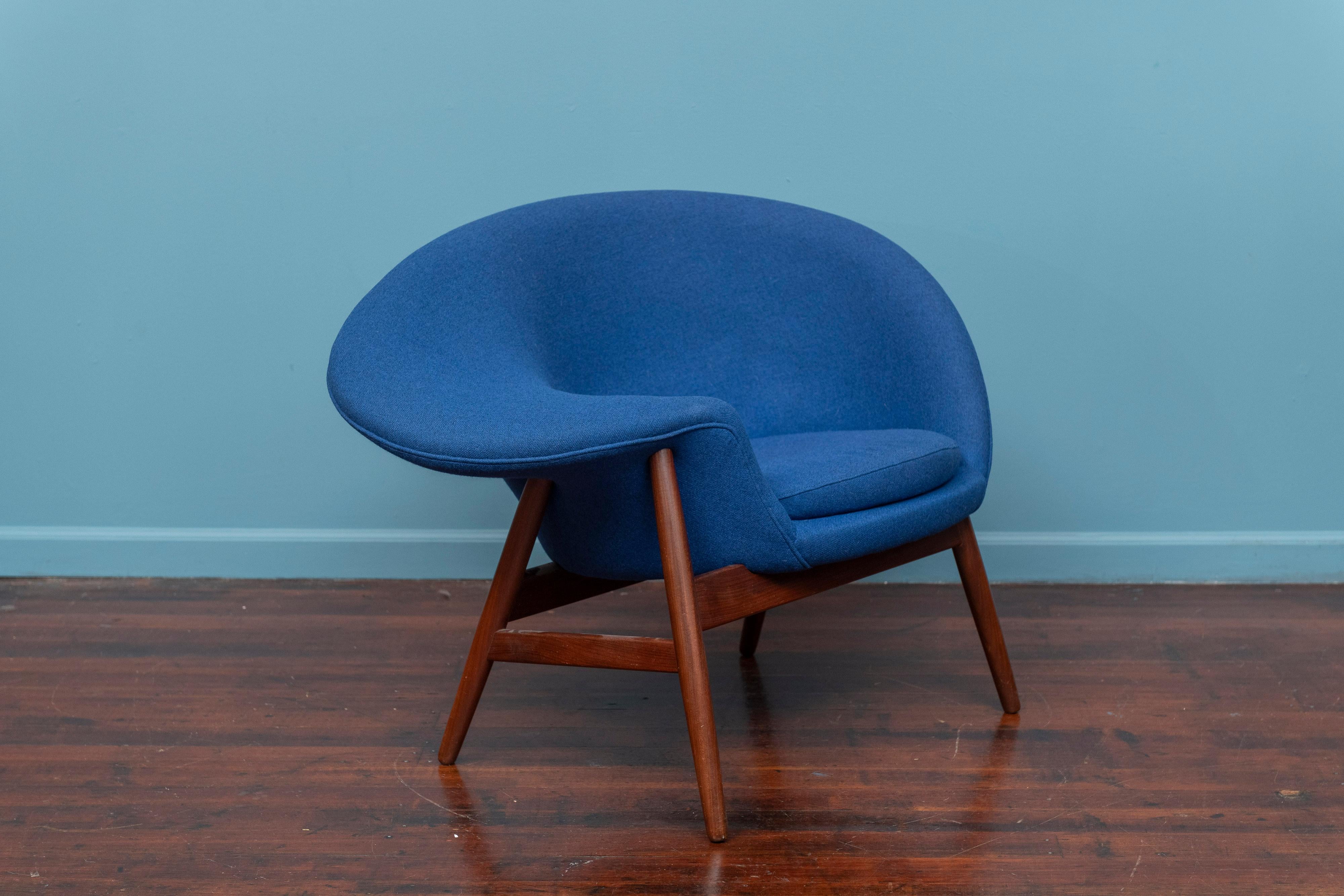 Silla original Hans Olsen para Bramin Fried Egg mediados del siglo XX en venta