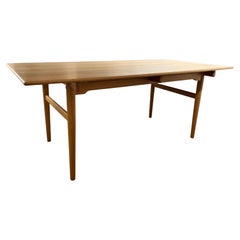 Original Hans Wegner AT 327 Andreas Tuck table
