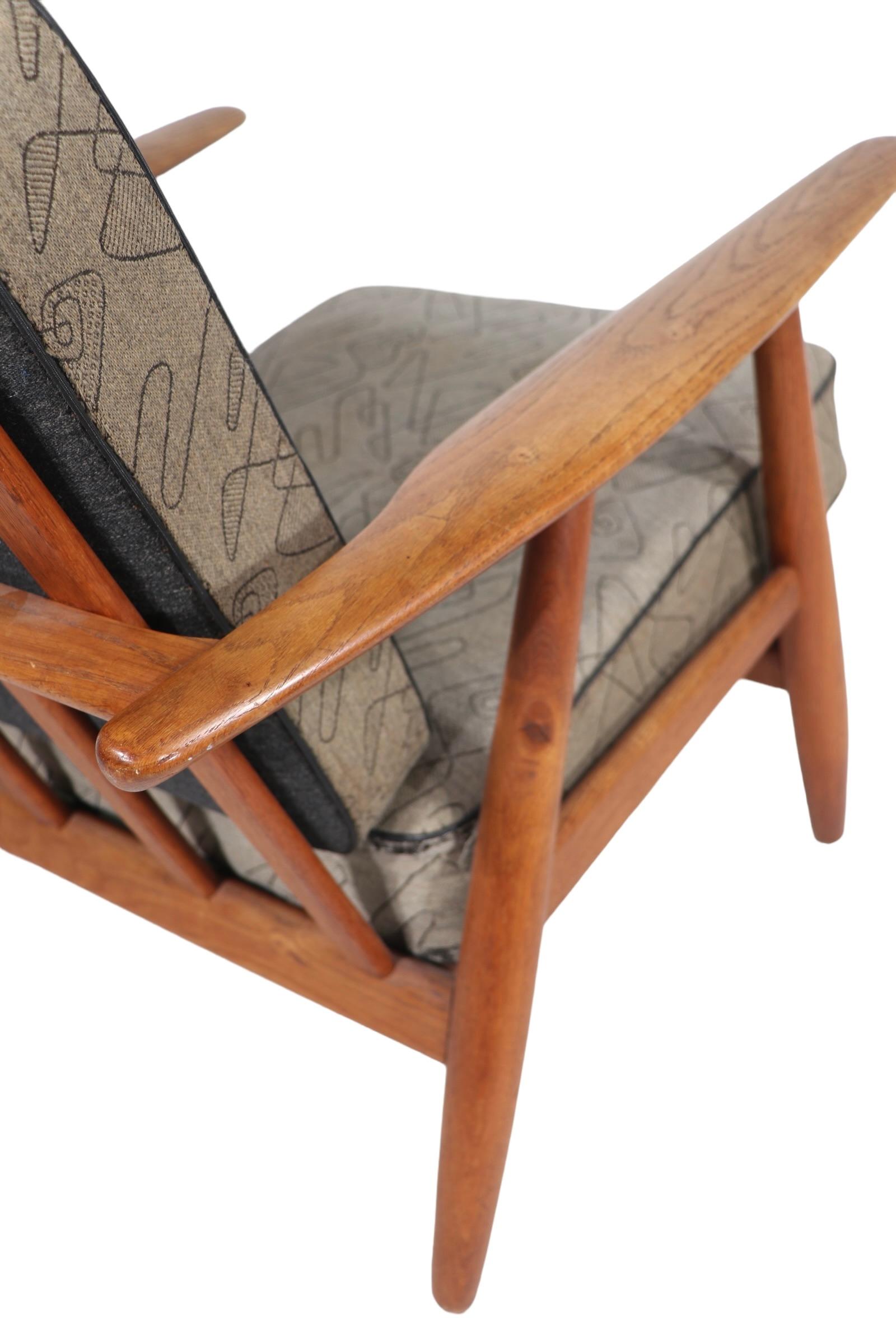 Original Hans Wegner Cigar Chair Made in Denmark for GETAMA c 1950's en vente 8