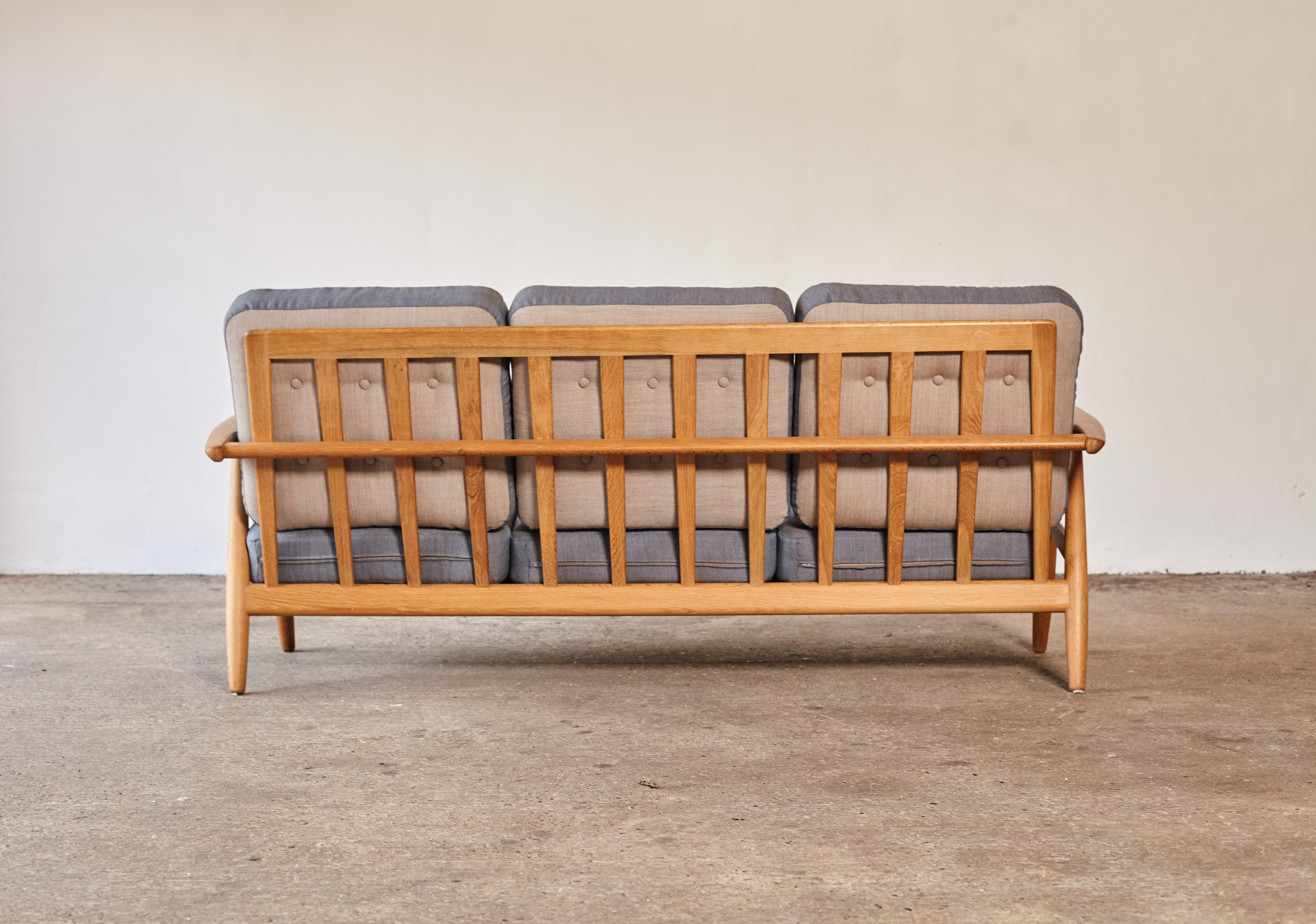 Original Hans Wegner GE-240 Cigar Sofa, Denmark, 1960s 1