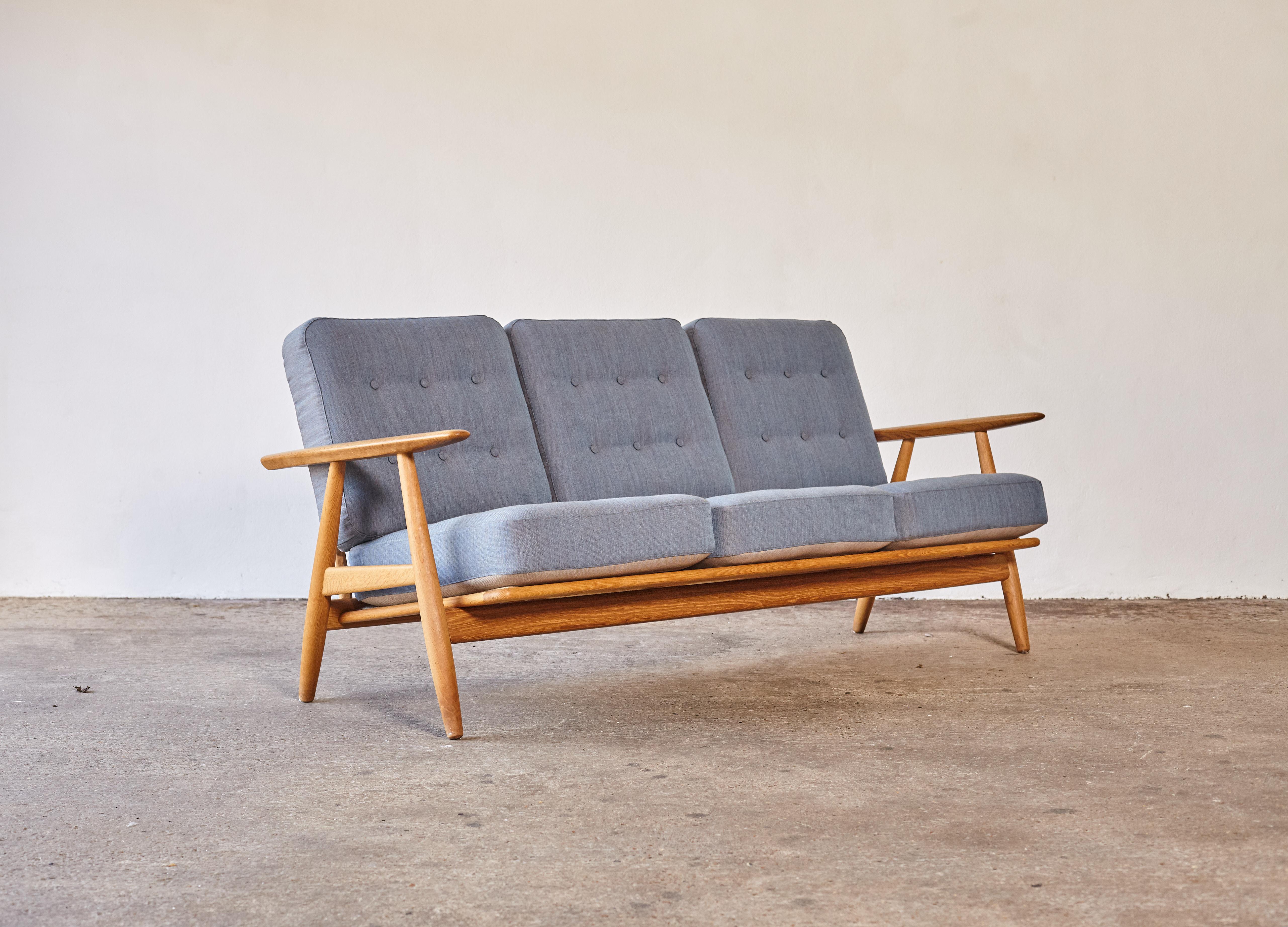Danish Original Hans Wegner GE-240 Cigar Sofa, Denmark, 1960s