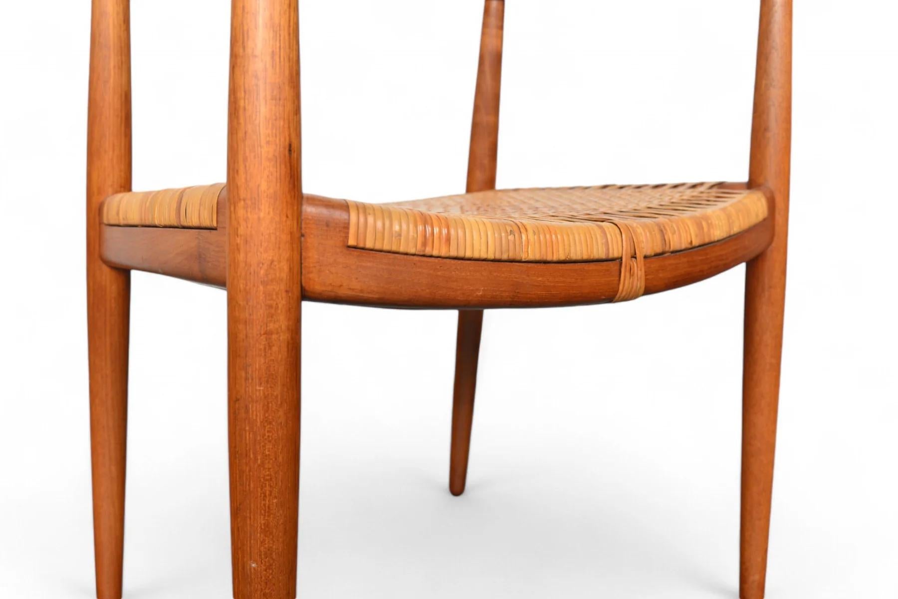 Sedia rotonda originale Hans Wegner Jh-501 in Teak + Cane in vendita 2