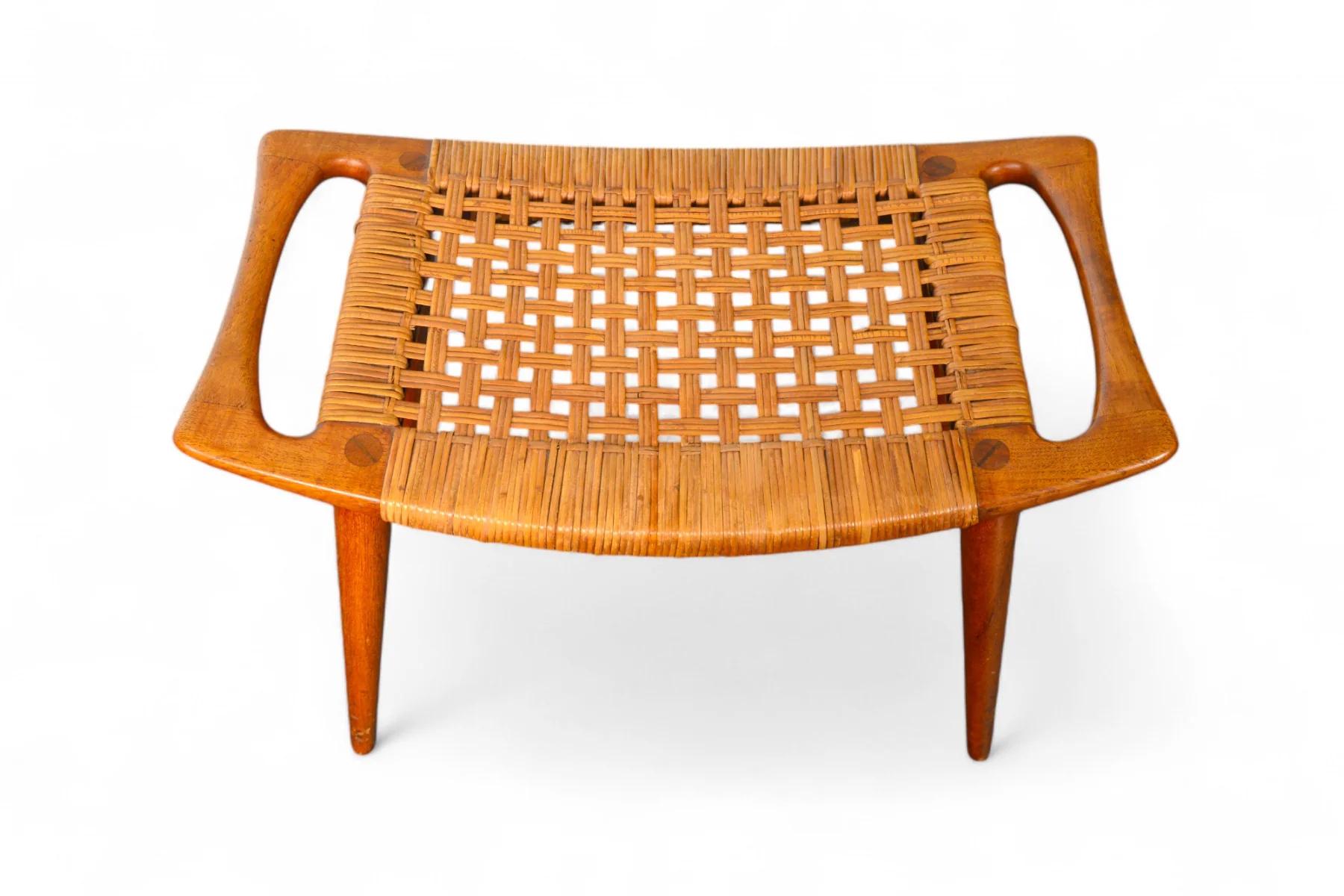 Mid-Century Modern Original Hans Wegner Jh-539 Stool in Teak + Cane For Sale