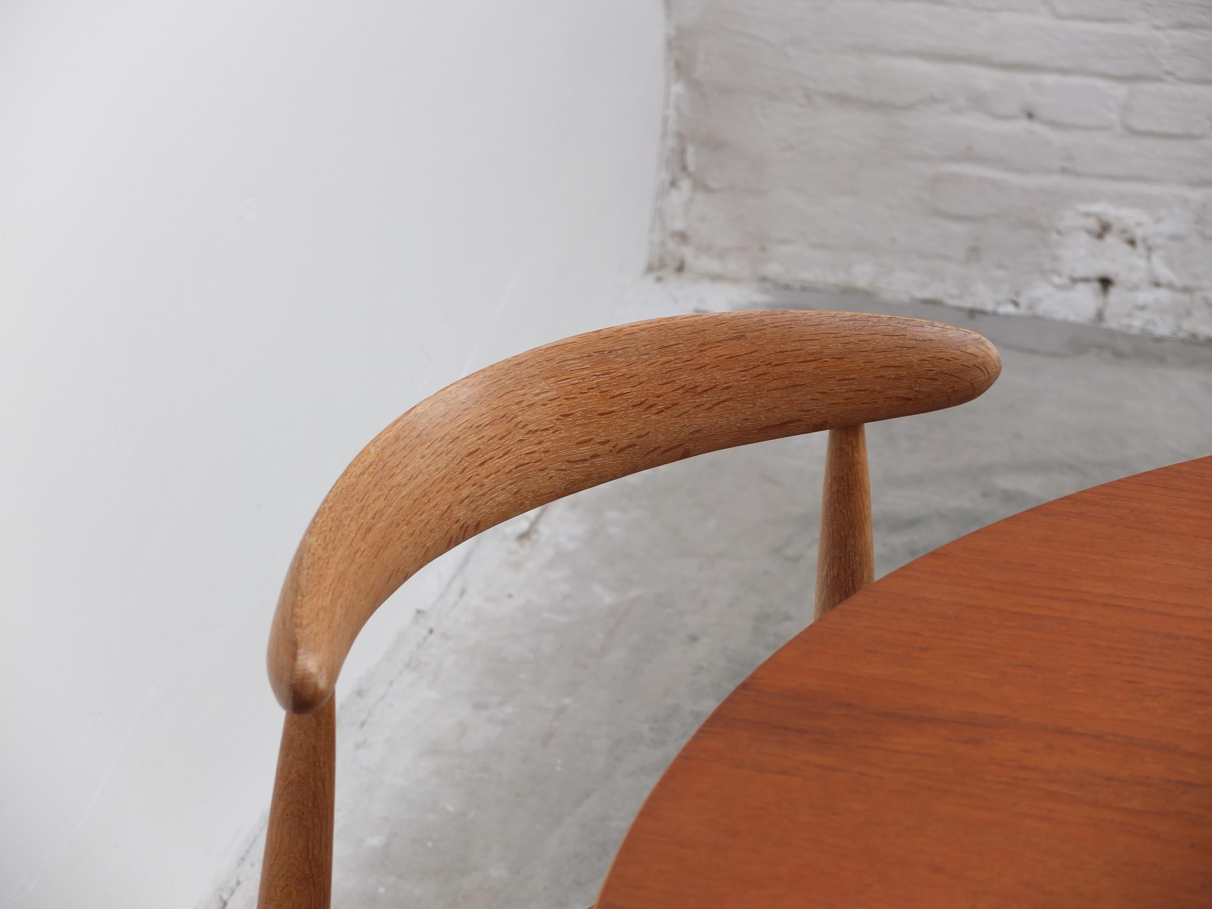 Original 'Heart' Dining Set by Hans Wegner for Fritz Hansen, 1952 4