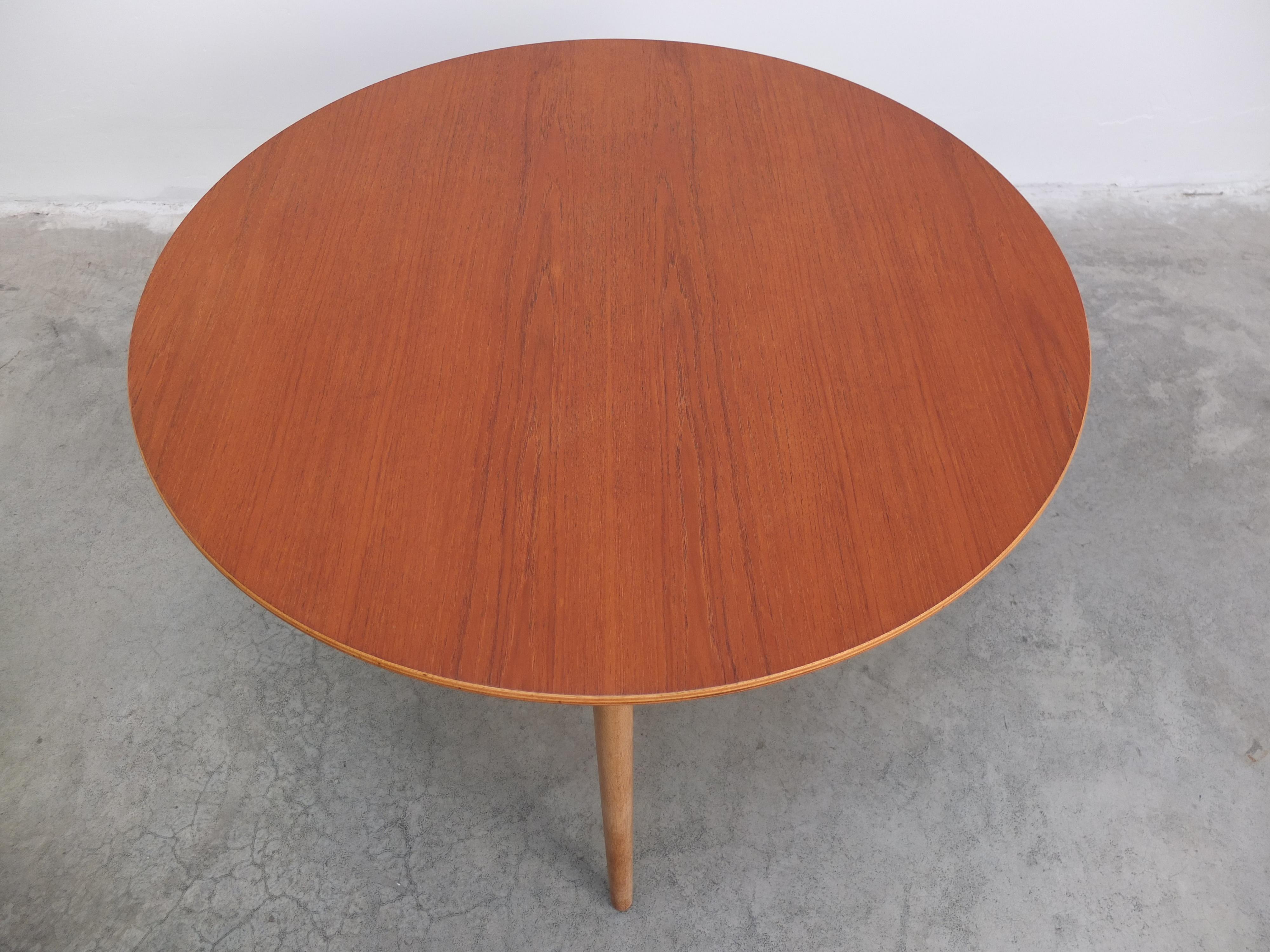 Original 'Heart' Dining Set by Hans Wegner for Fritz Hansen, 1952 In Good Condition In Antwerpen, VAN