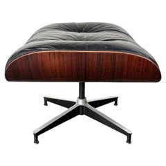 Moderne Ottomane und Poufs aus der Jahrhundertmitte