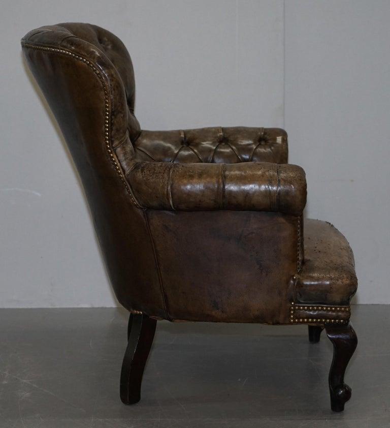 Original Hide Regency Chesterfield Brown Leather Library Reading Armchair For Sale 1