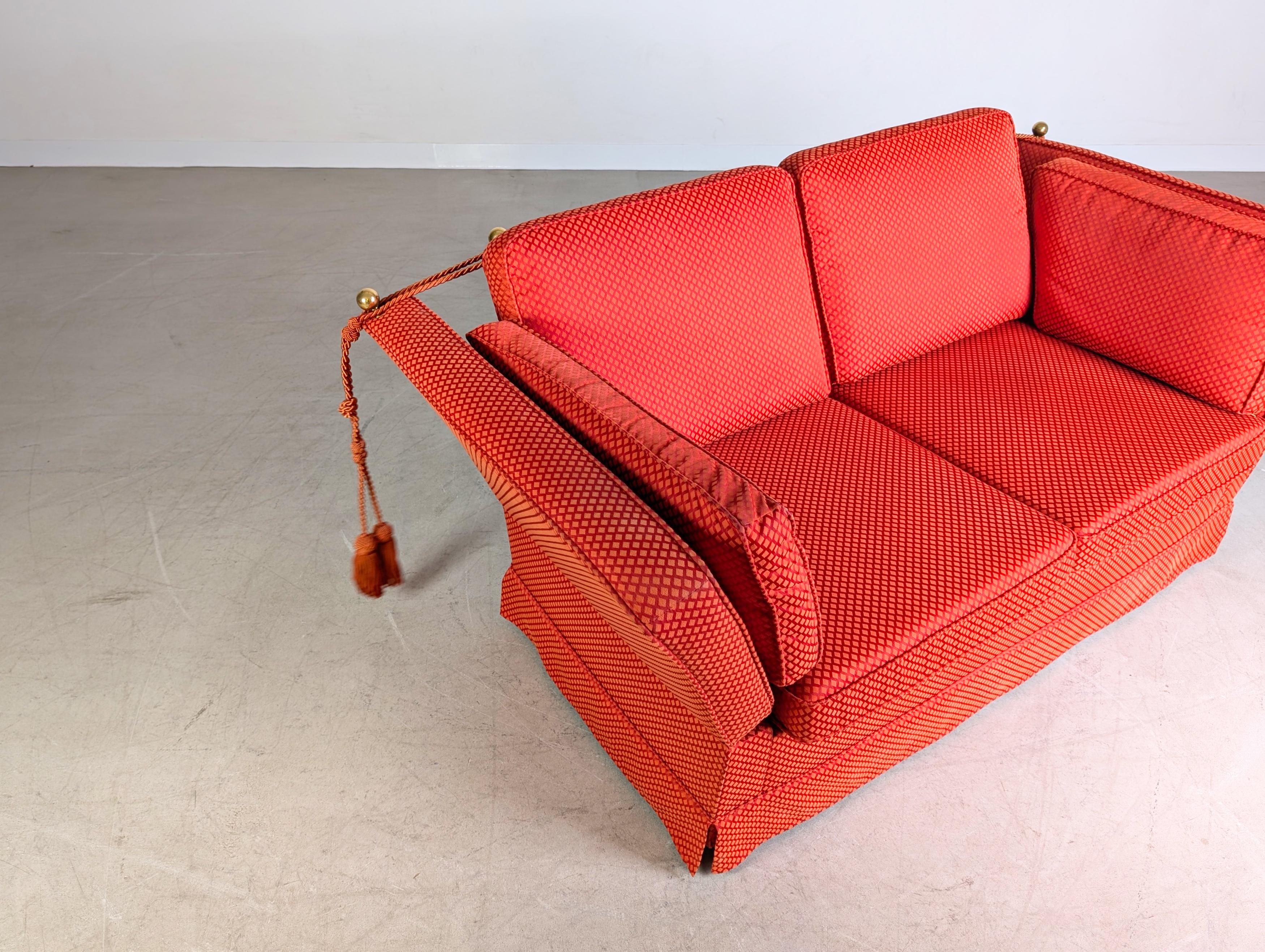 Tessuto Divano originale Himolla Vintage Spanisches Sofa rot Kaminsofa in vendita