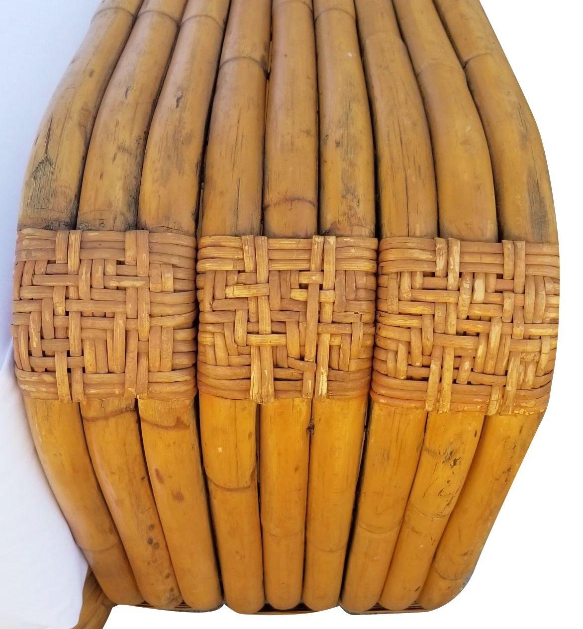 Original Historic Hand Made 9 Strand Square Pretzel Rattan Sofa By Paul T Frankl en vente 2