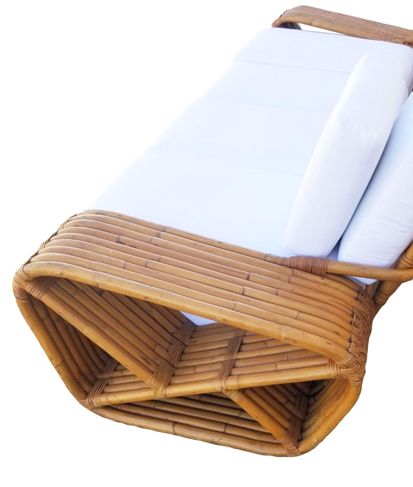 Original Historic Hand Made 9 Strand Square Pretzel Rattan Sofa By Paul T Frankl en vente 1