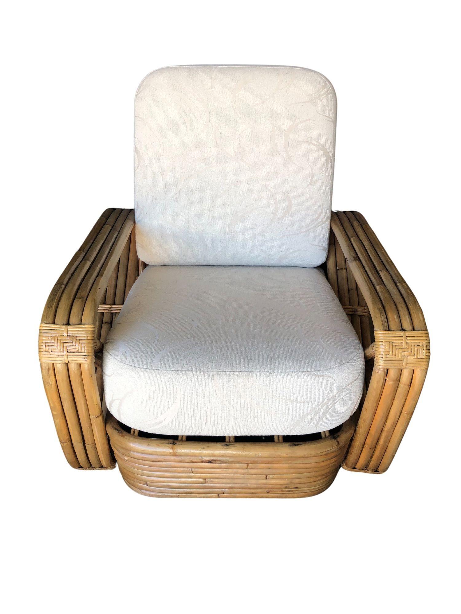 Cette chaise longue à bretzel carré à quatre brins, extrêmement rare et de qualité muséale, a été conçue par Paul T. Frankl en 1934 à l'aide de perches et de roseaux en rotin de la plus haute qualité disponible et restaurée par des experts en rotin