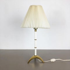 Lampe de bureau à trois pieds en laiton d'origine Hollywood Regency Bauhaus, Autriche, années 1960