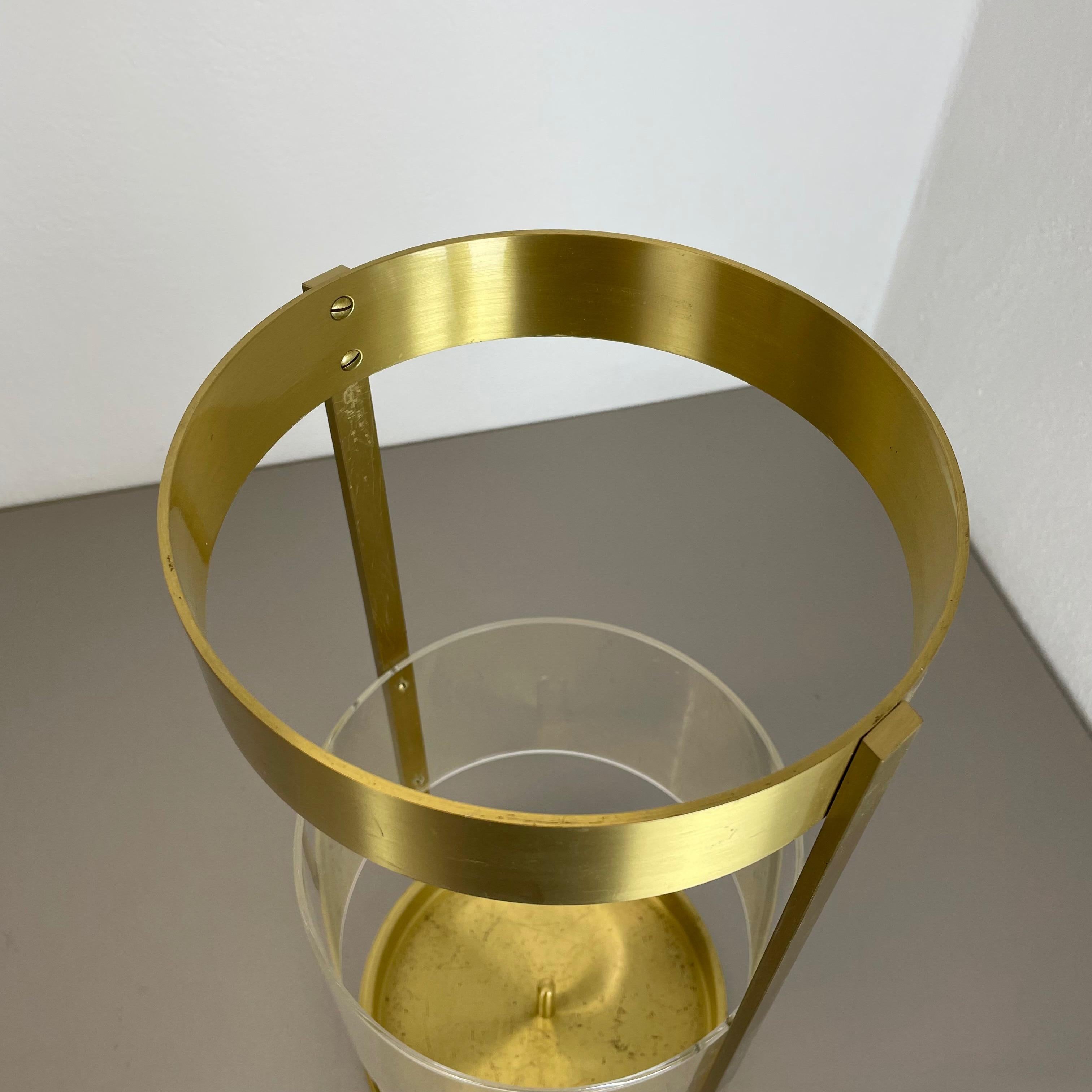 Original Hollywood Regency Solid Brass Acryl Glass Umbrella Stand, Italy, 1970s For Sale 7