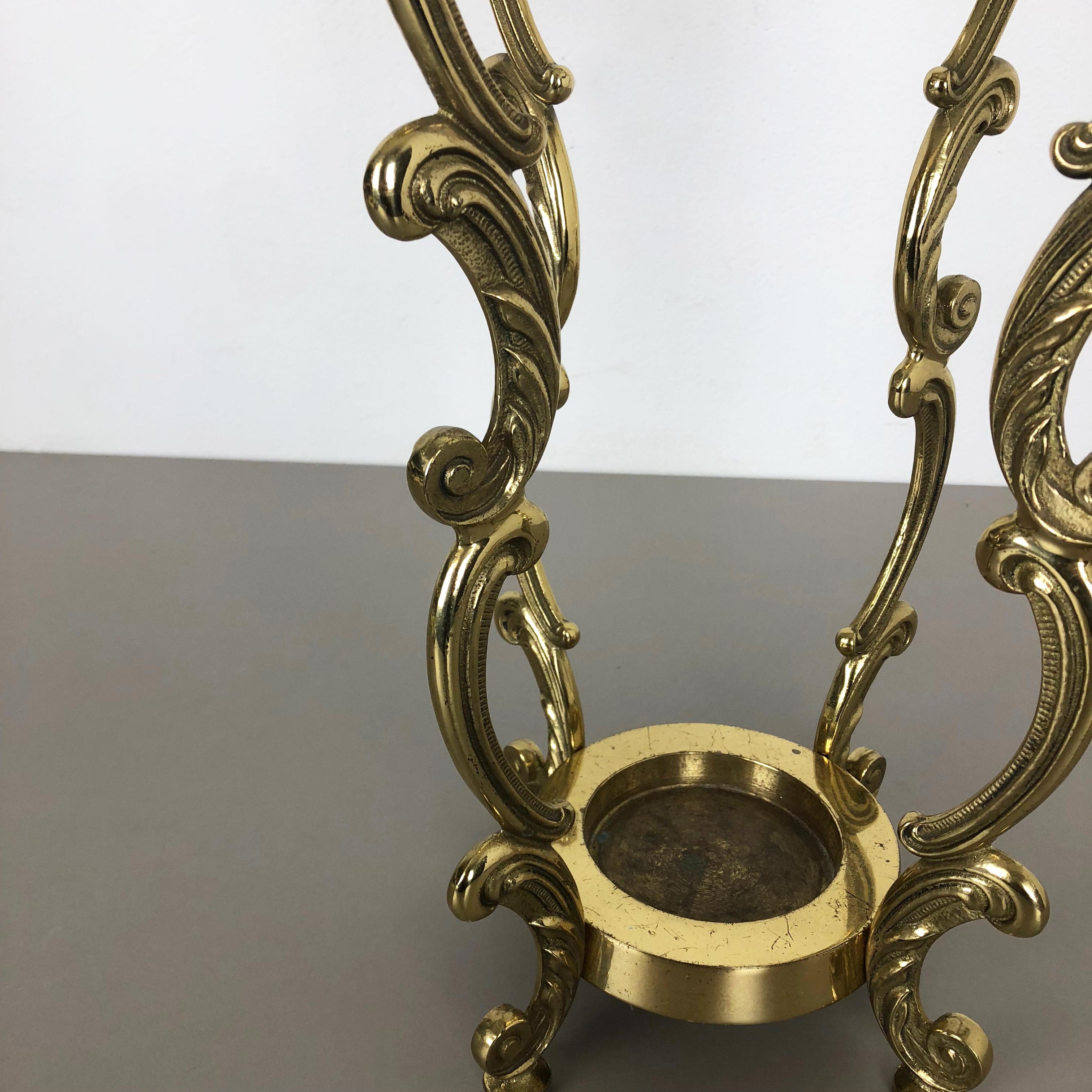 Original Hollywood Regency Solid Brass Umbrella Stand, Italy, 1970s In Good Condition For Sale In Kirchlengern, DE