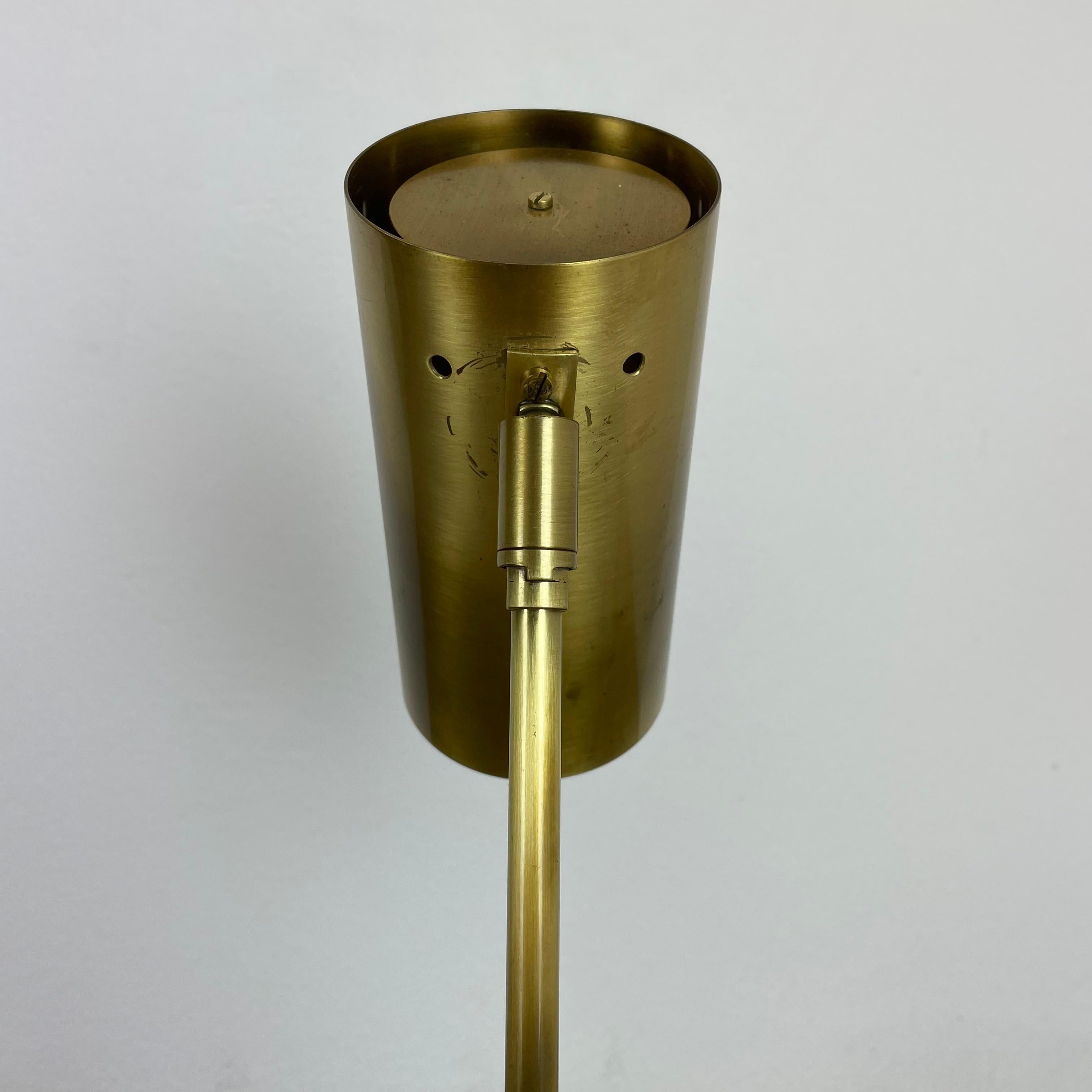 Original Lámpara de mesa Sputnik de latón estilo Hollywood Regency Stilnovo, Italia Años 70 en venta 6
