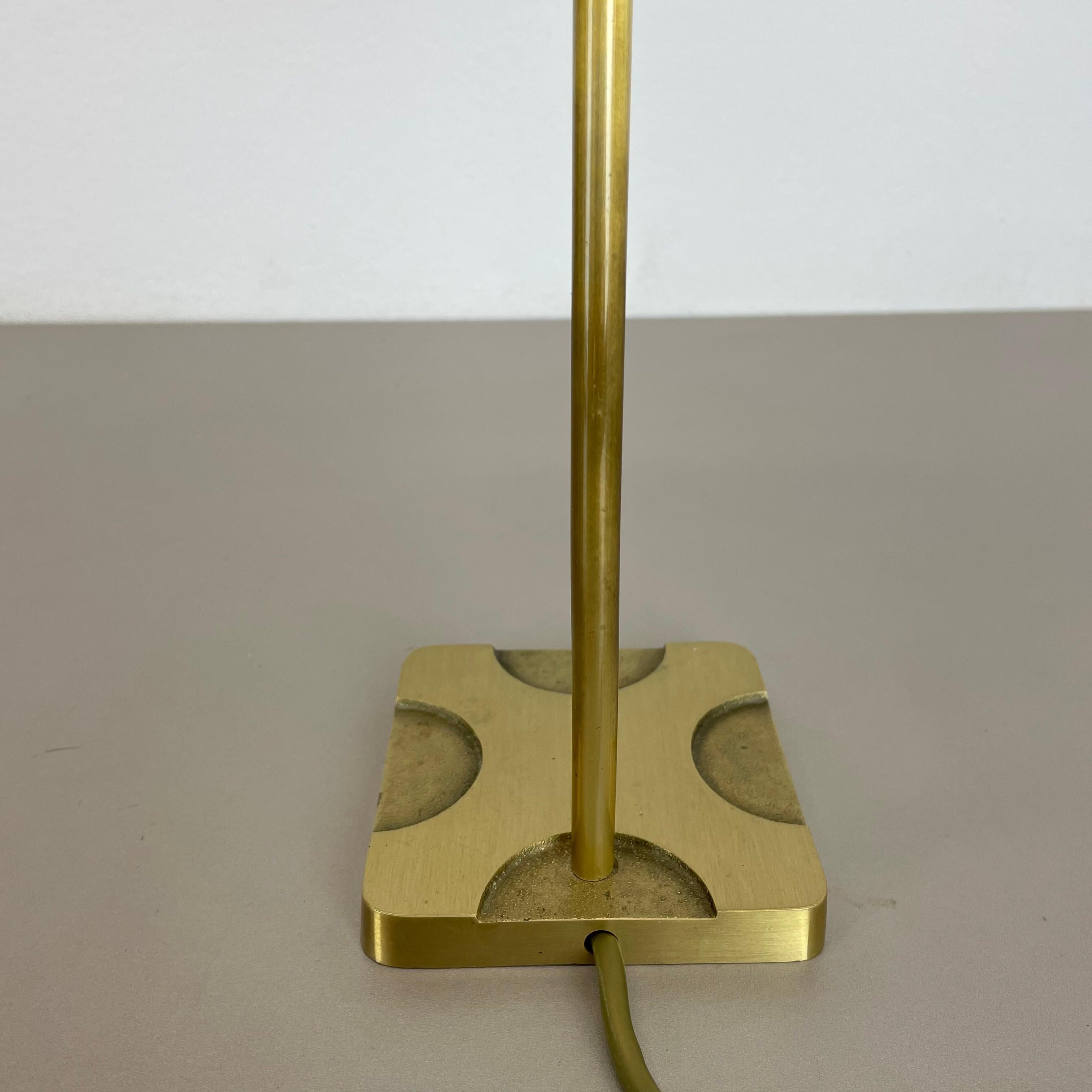 Original Lámpara de mesa Sputnik de latón estilo Hollywood Regency Stilnovo, Italia Años 70 en venta 7