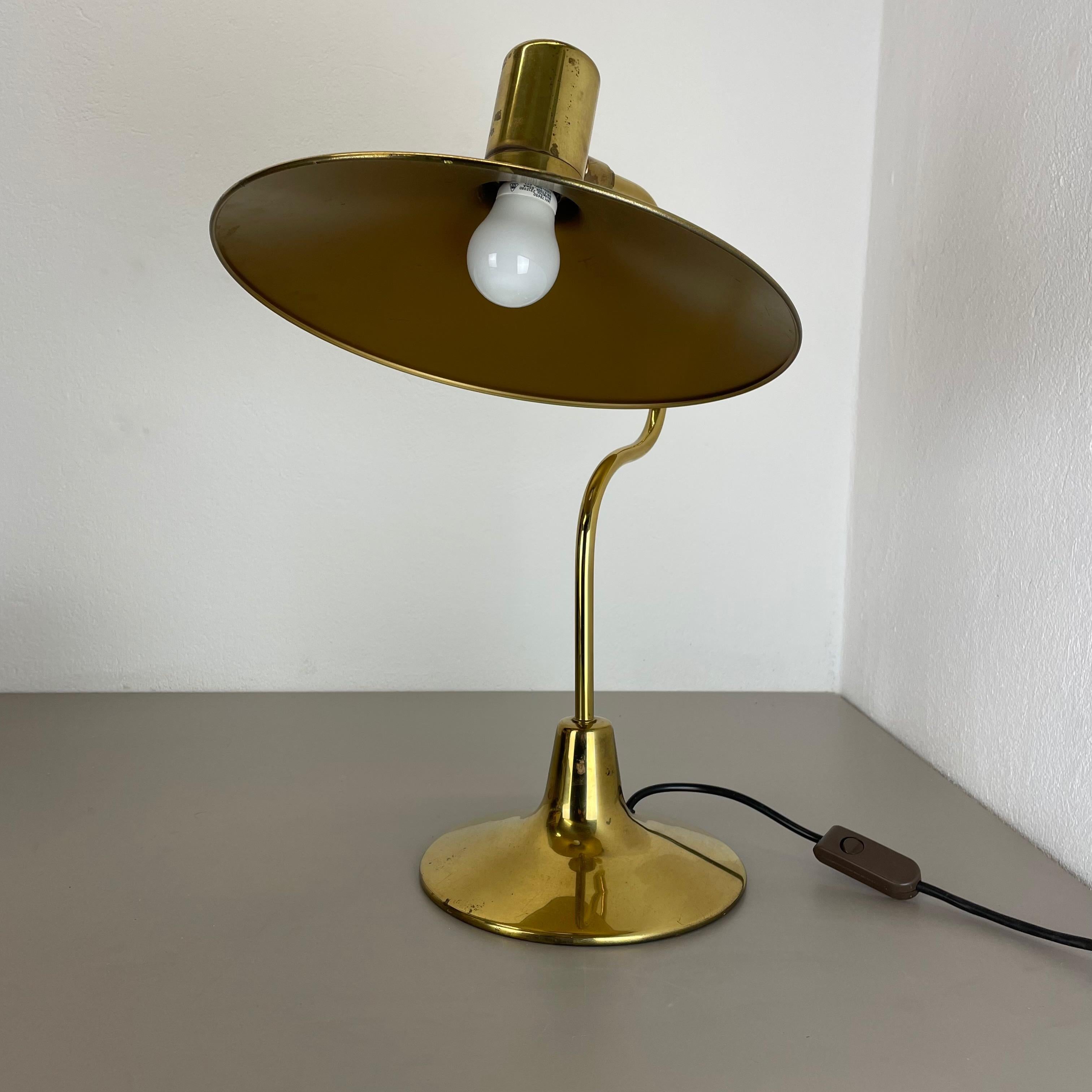 Original Lámpara de mesa Sputnik de latón estilo Hollywood Regency Stilnovo, Italia Años 70 en venta 9